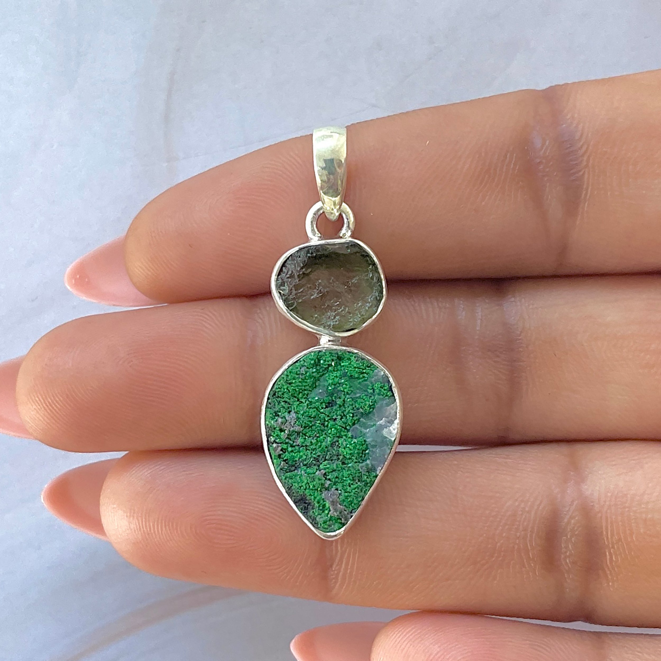 Uvarovite Pendant-(UVR-P-97.)