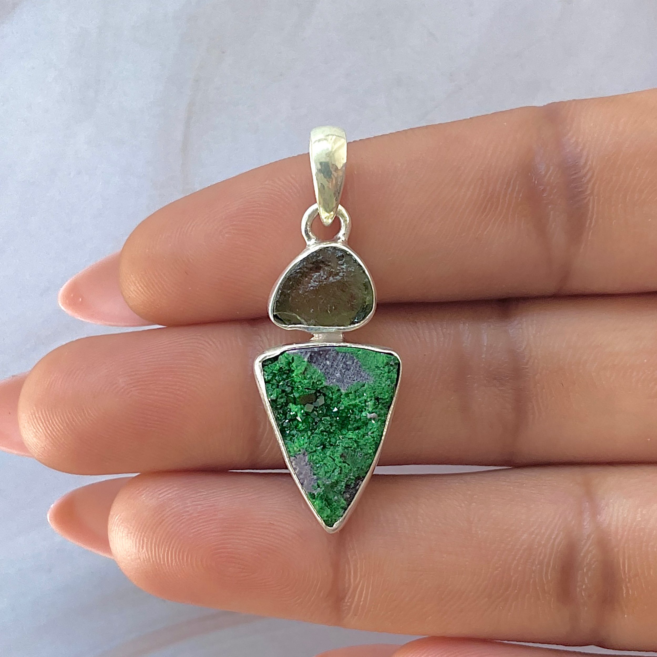 Uvarovite Pendant-(UVR-P-99.)