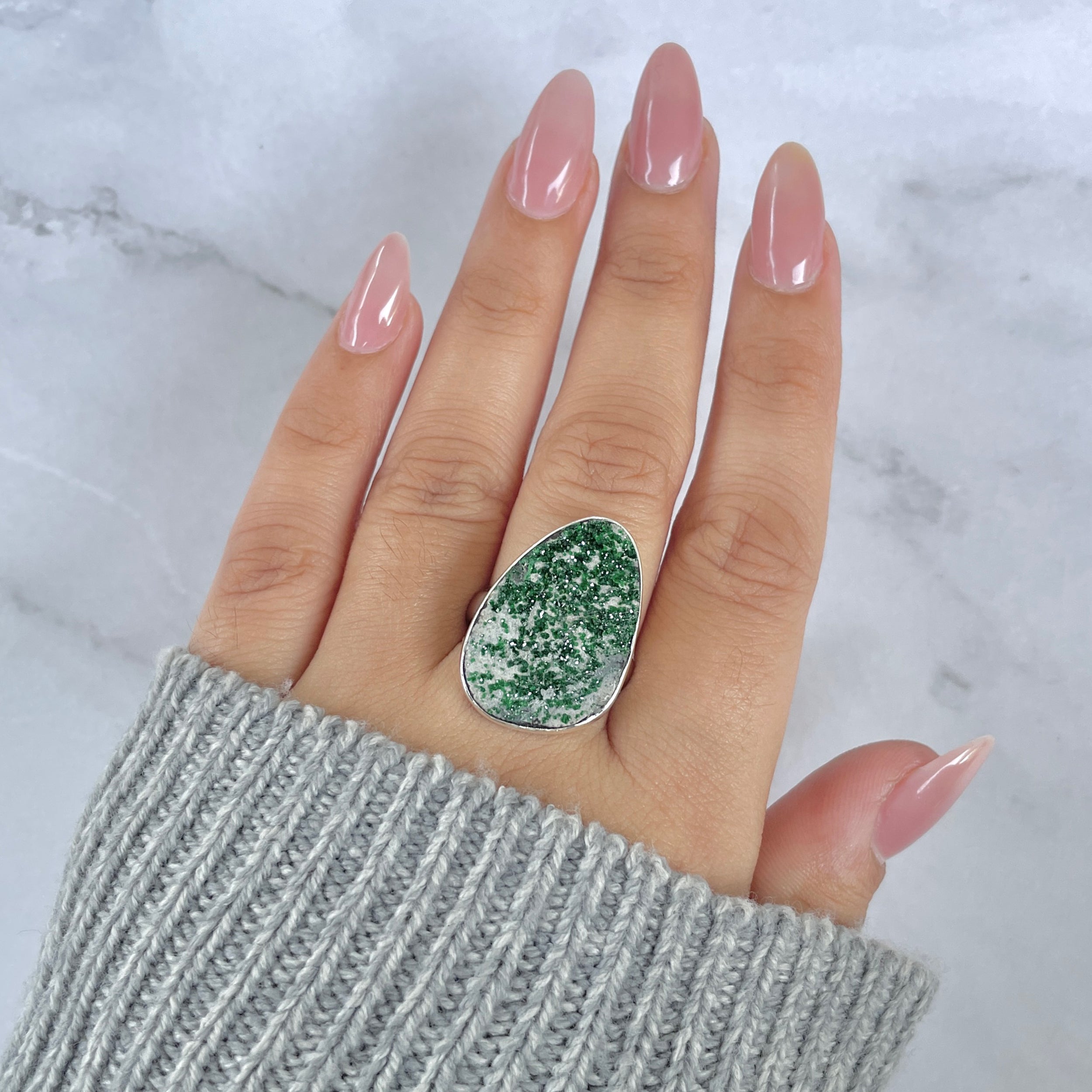 Uvarovite Ring-(UVR-R-100.)