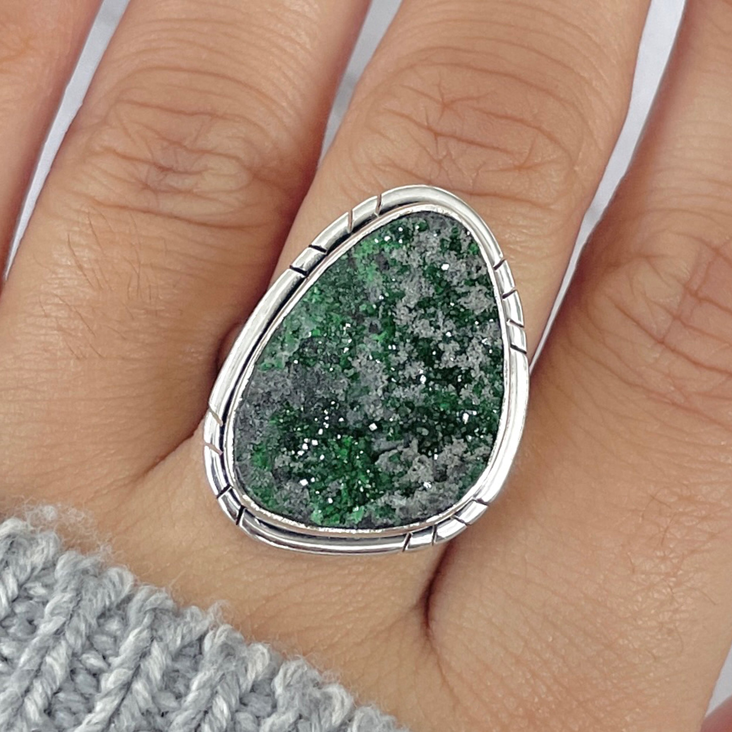 Uvarovite Ring-(UVR-R-103.)