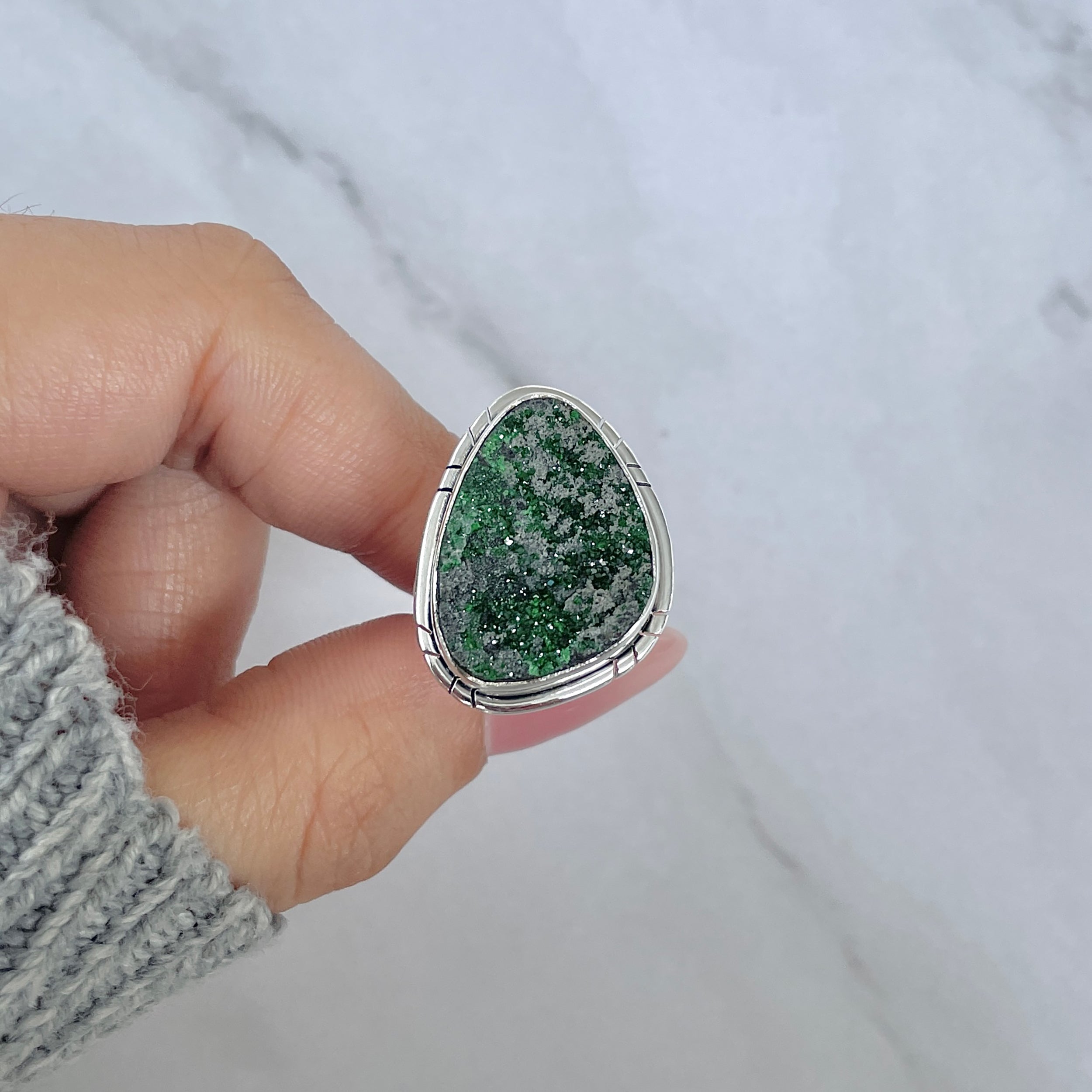 Uvarovite Ring-(UVR-R-103.)