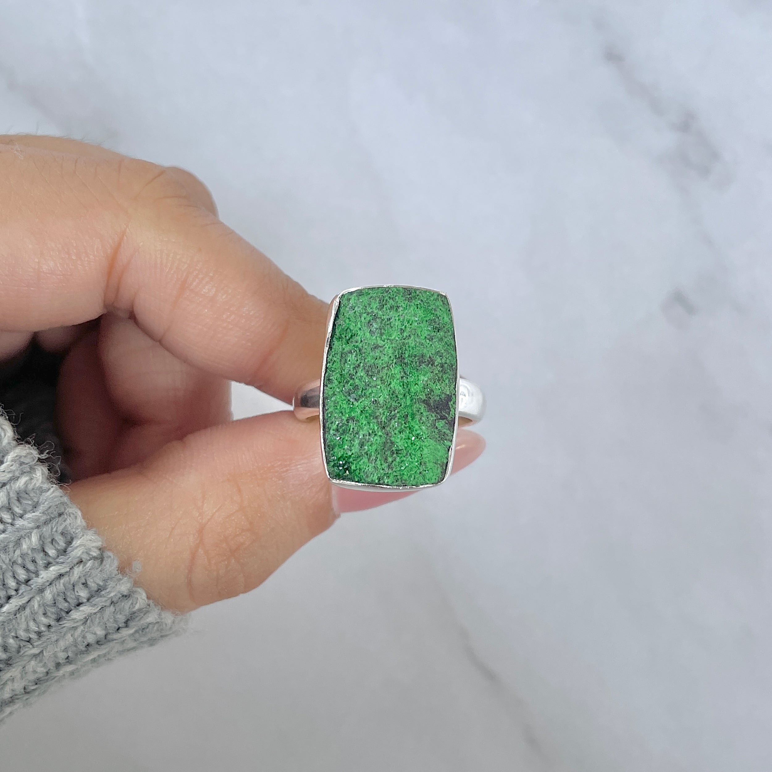 Uvarovite Ring-(UVR-R-107.)