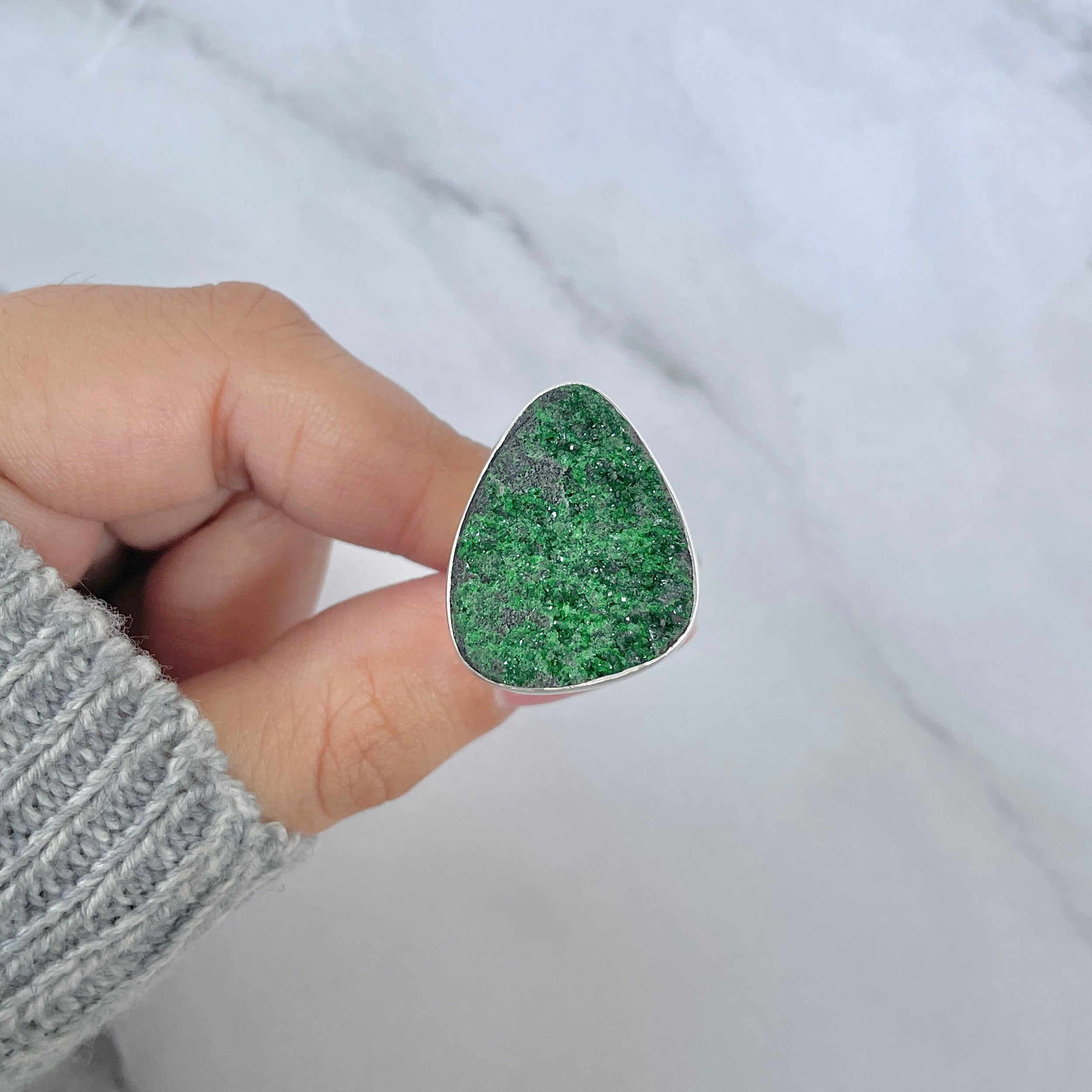 Uvarovite Adjustable Ring-(UVR-R-110.)