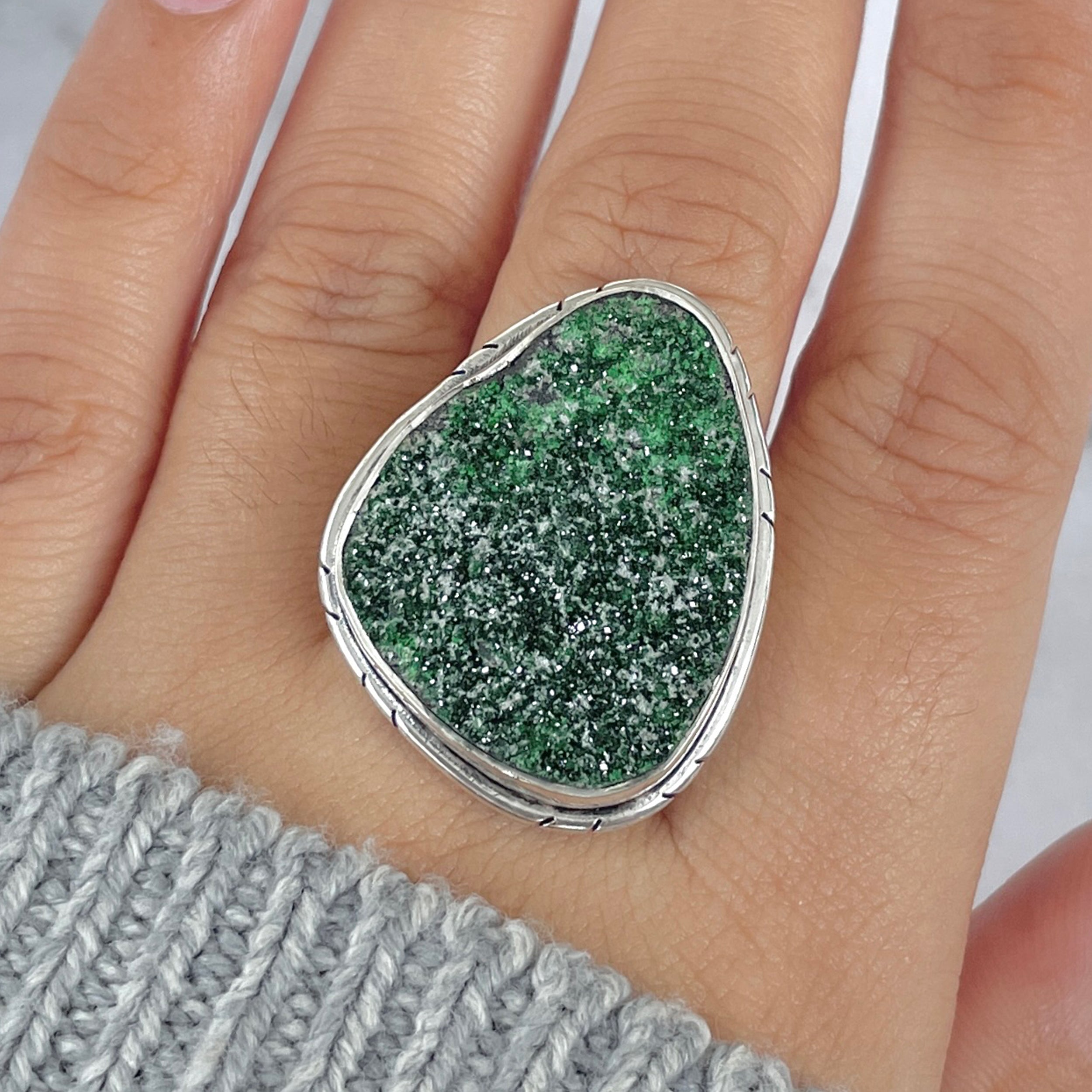 Uvarovite Ring-(UVR-R-115.)