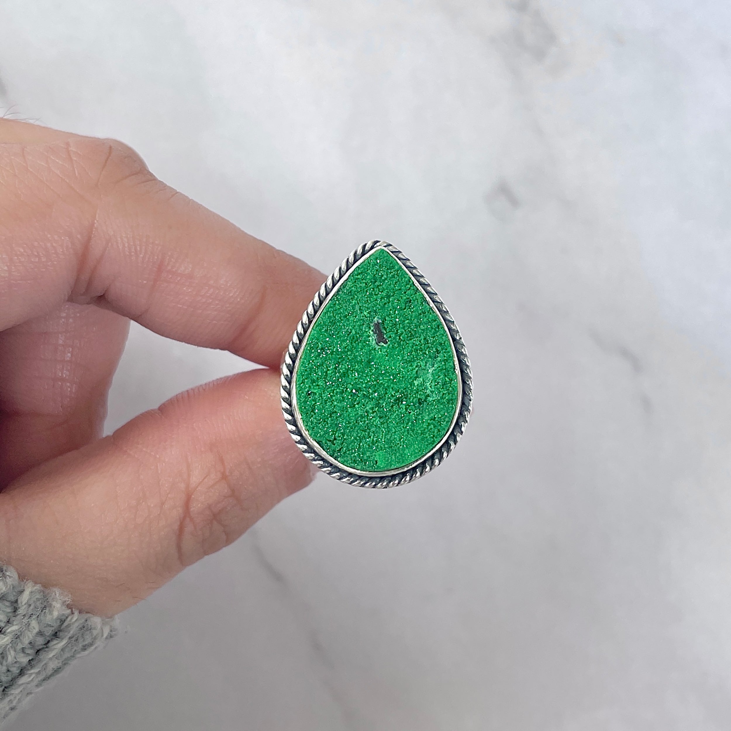 Uvarovite Adjustable Ring-(UVR-R-121.)