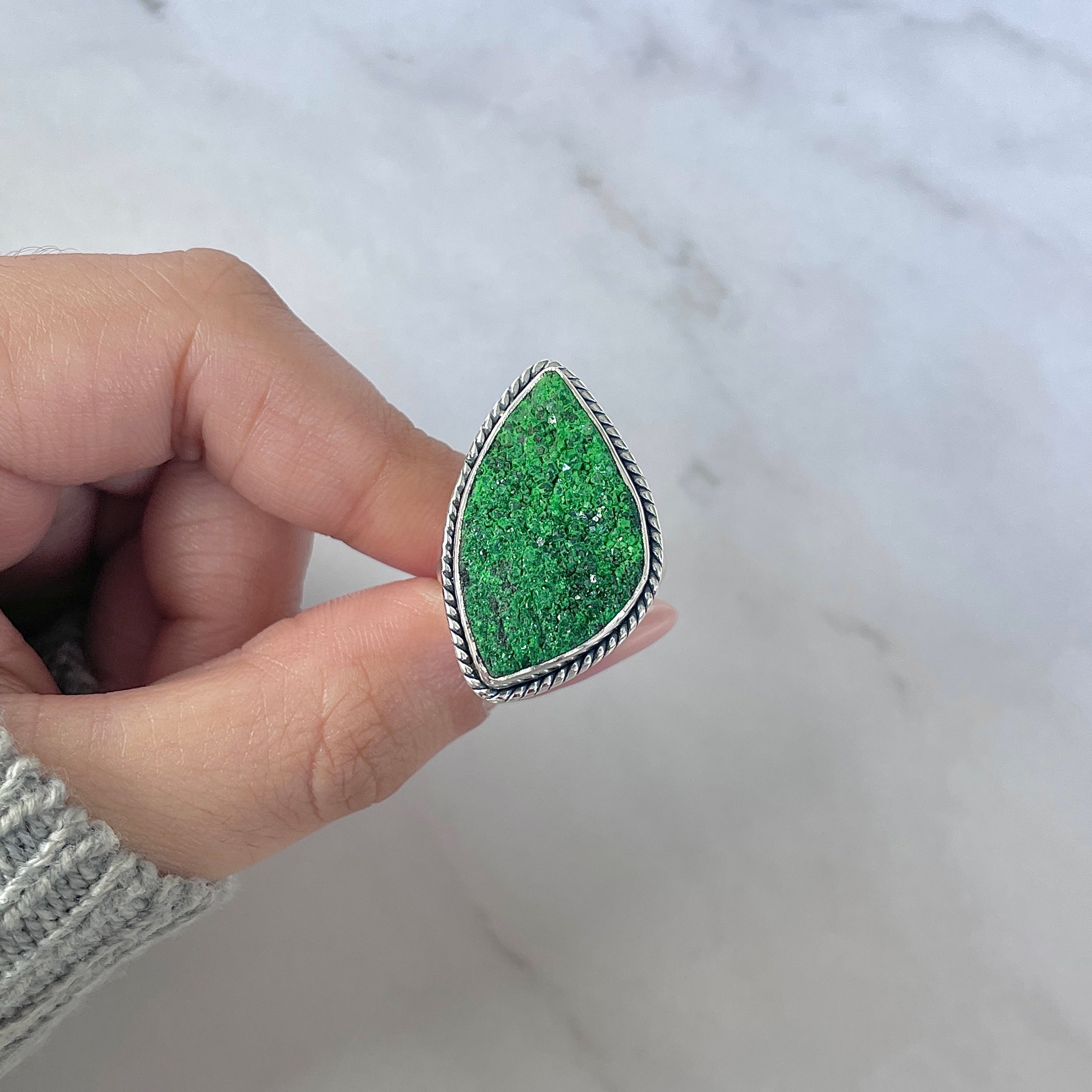 Uvarovite Ring-(UVR-R-129.)