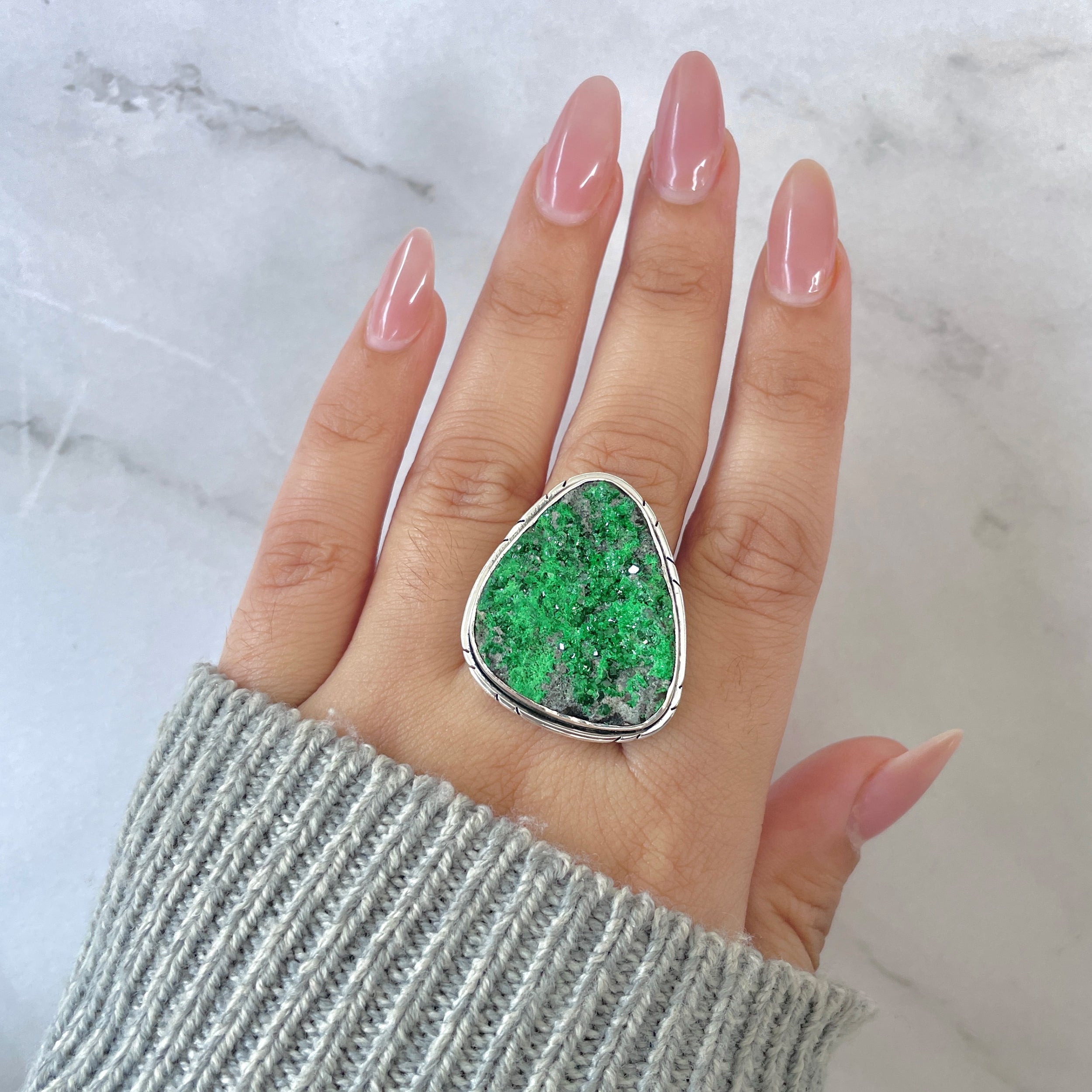 Uvarovite Adjustable Ring-(UVR-R-136.)