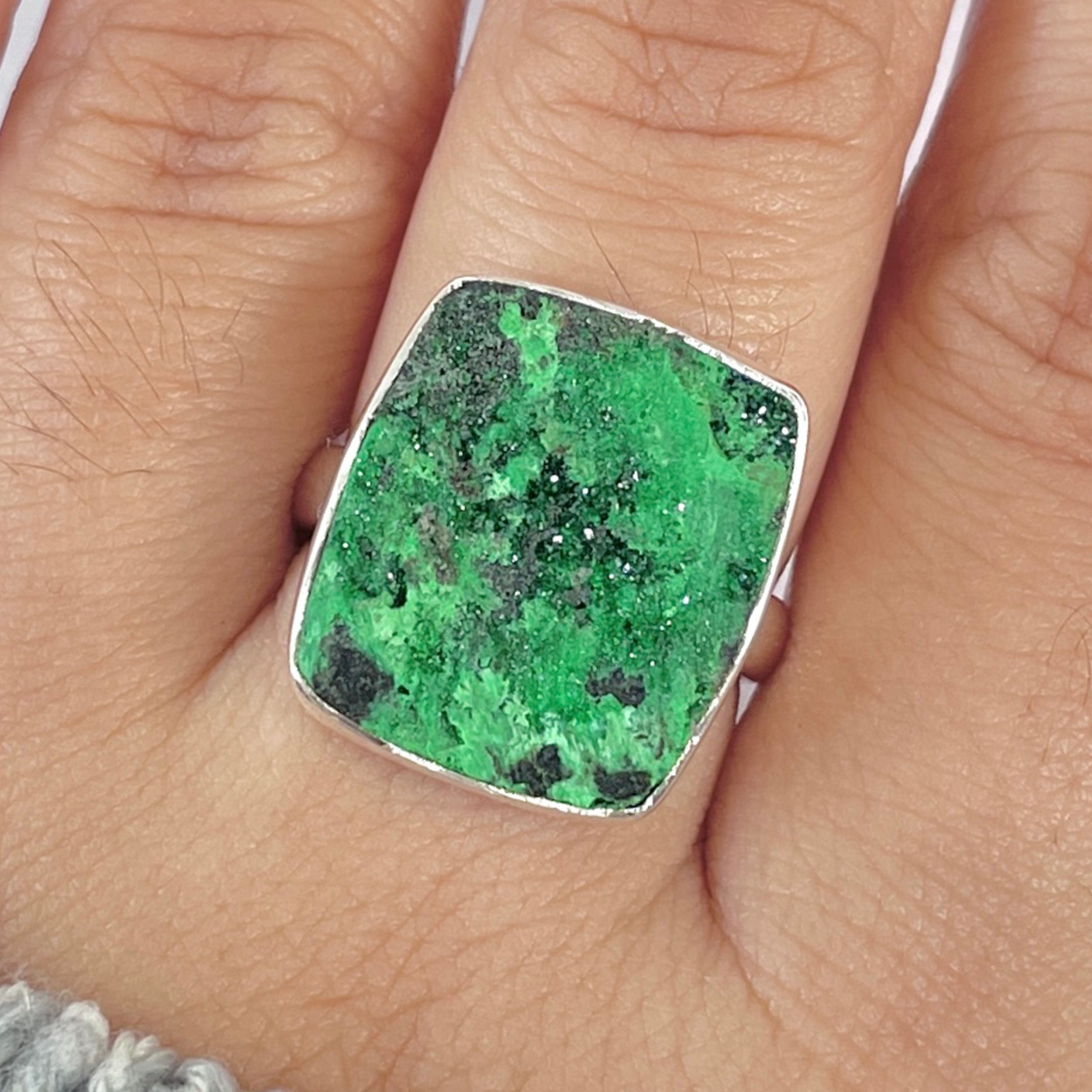 Uvarovite Ring-(UVR-R-137.)