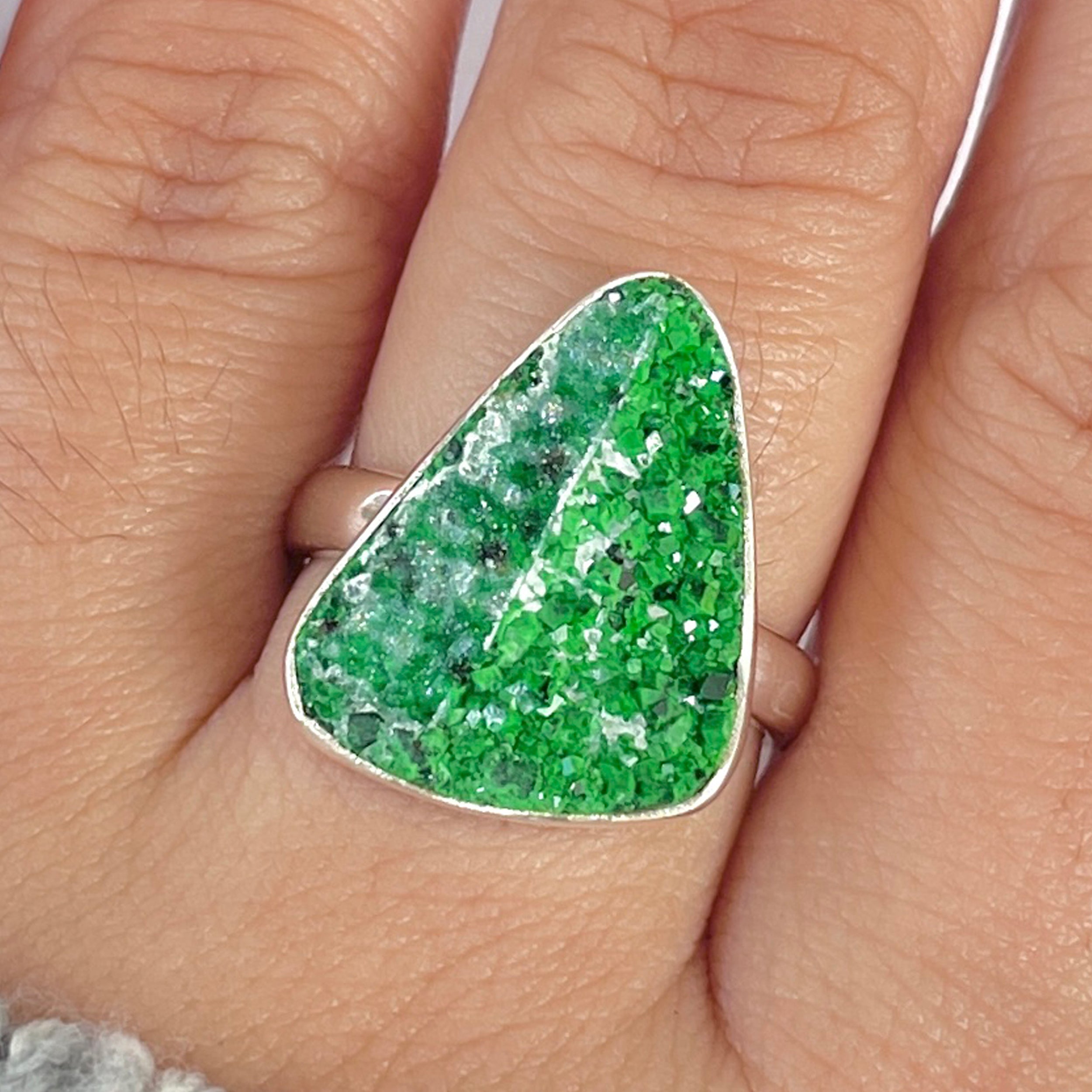 Uvarovite Ring-(UVR-R-151.)