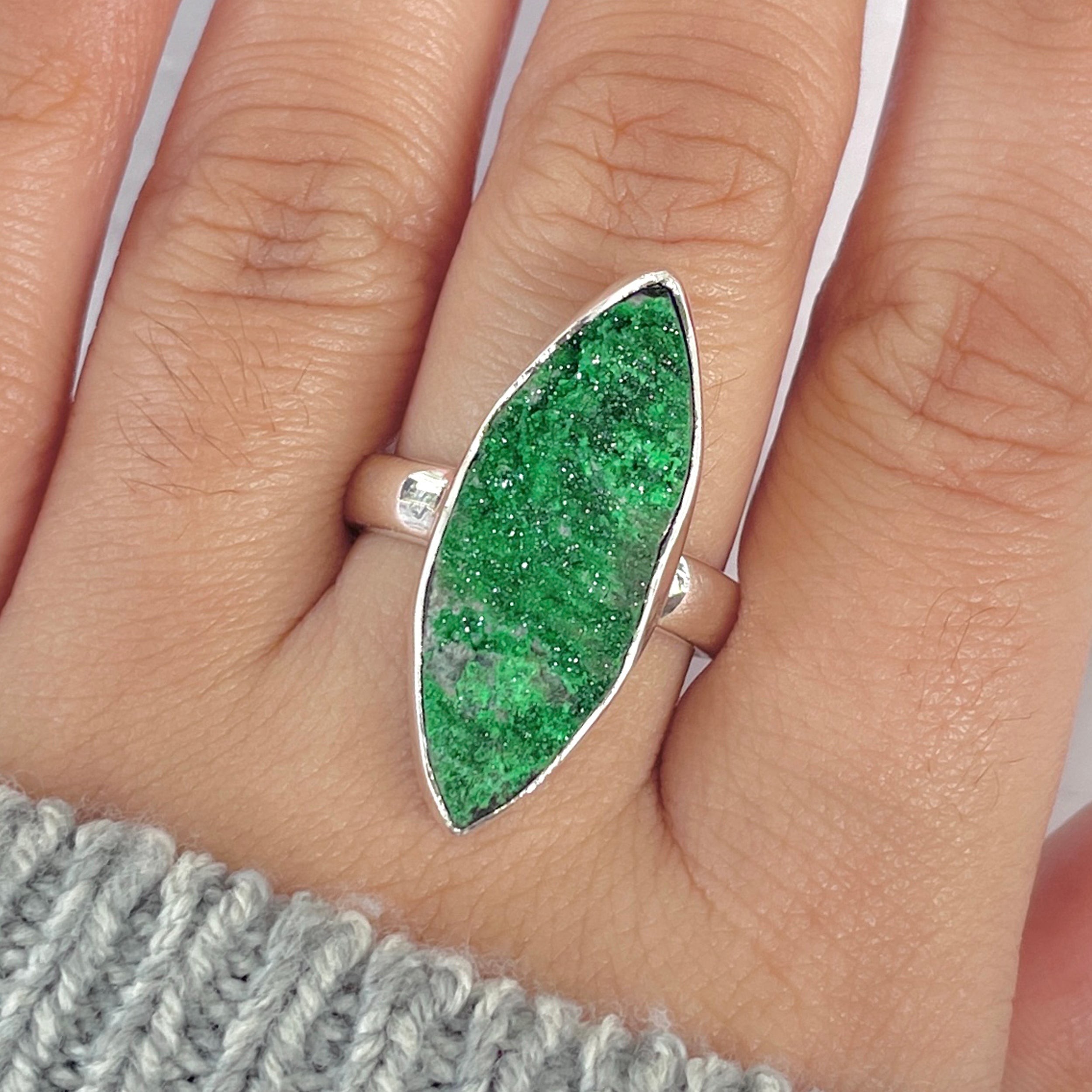 Uvarovite Ring-(UVR-R-152.)