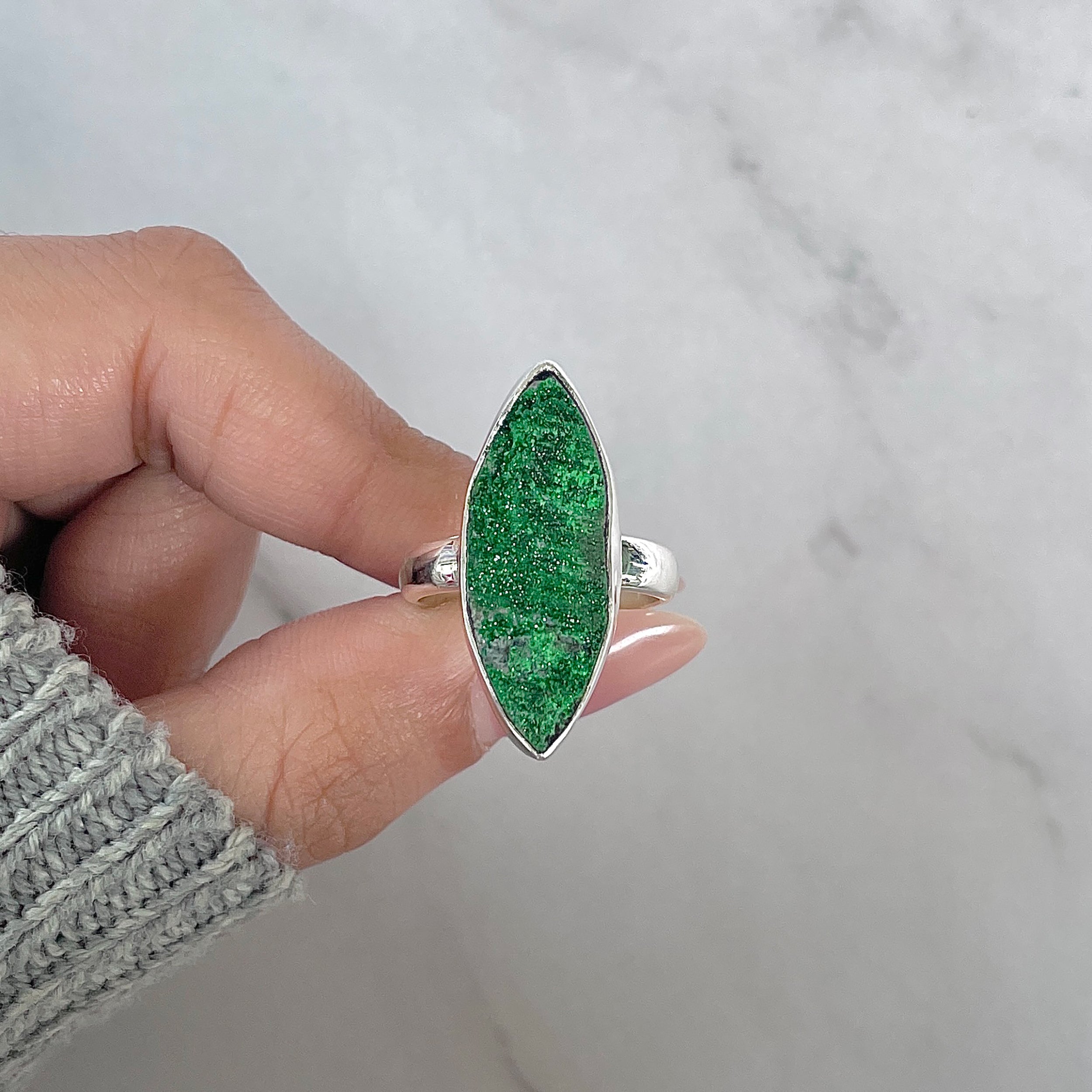 Uvarovite Ring-(UVR-R-152.)