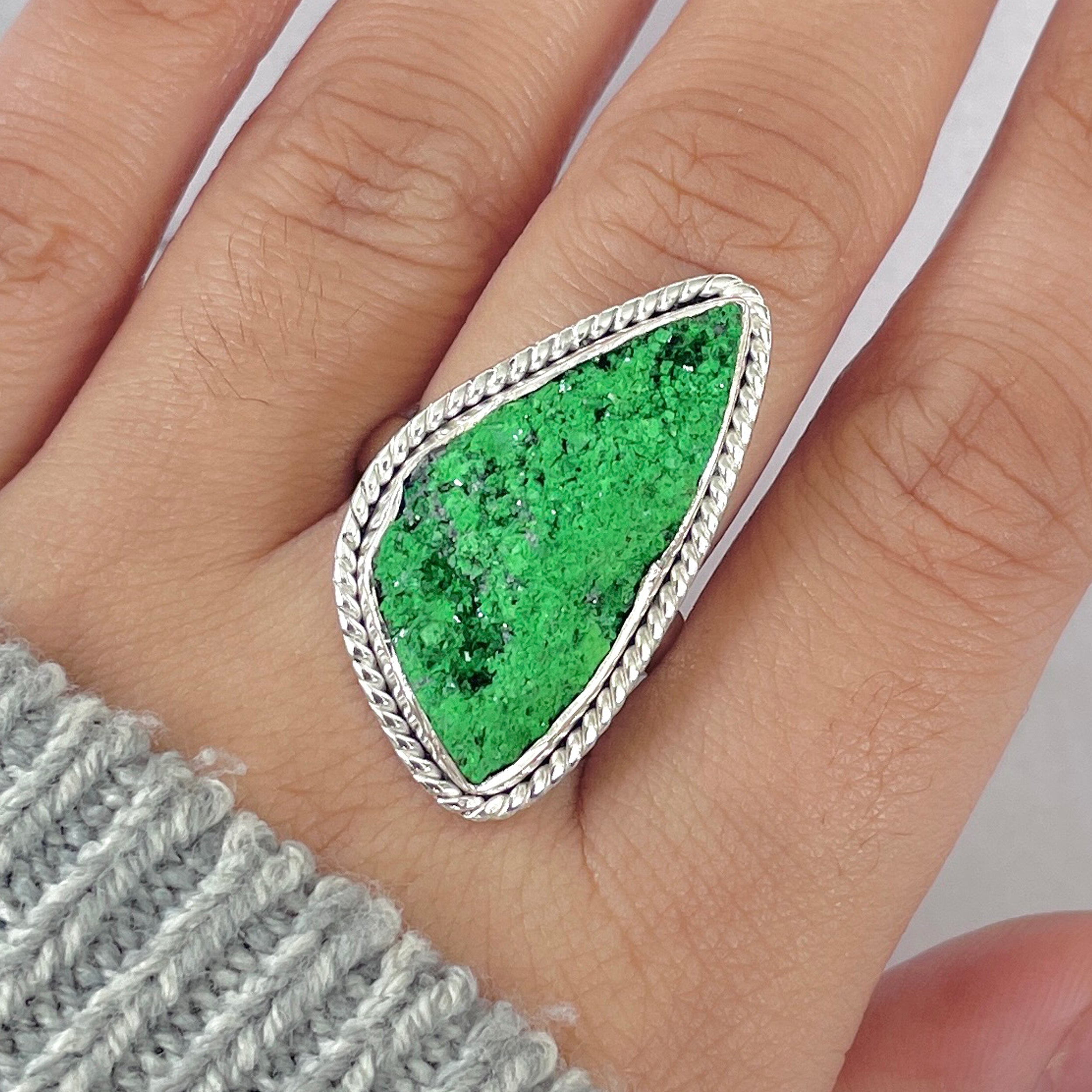 Uvarovite Ring-(UVR-R-160.)