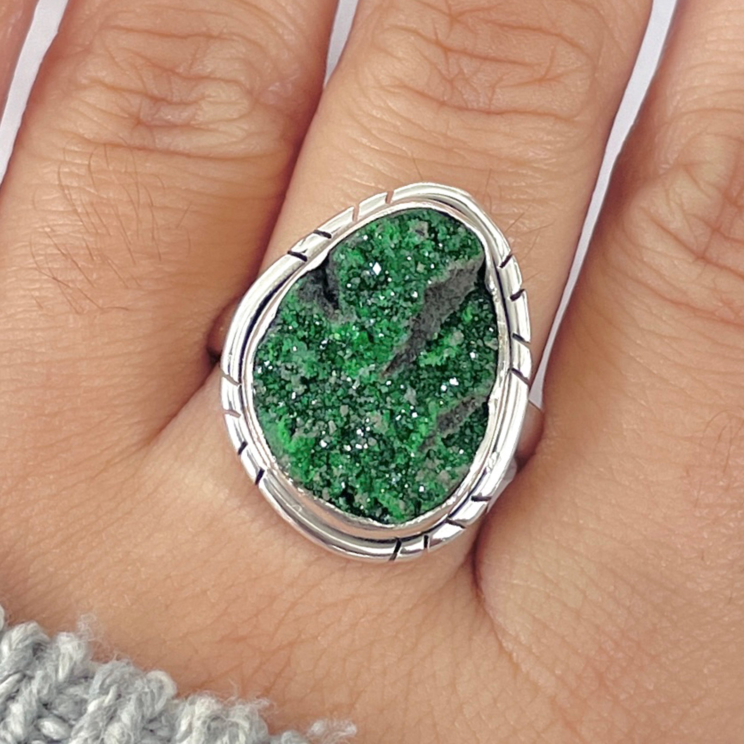 Uvarovite Adjustable Ring-(UVR-R-161.)