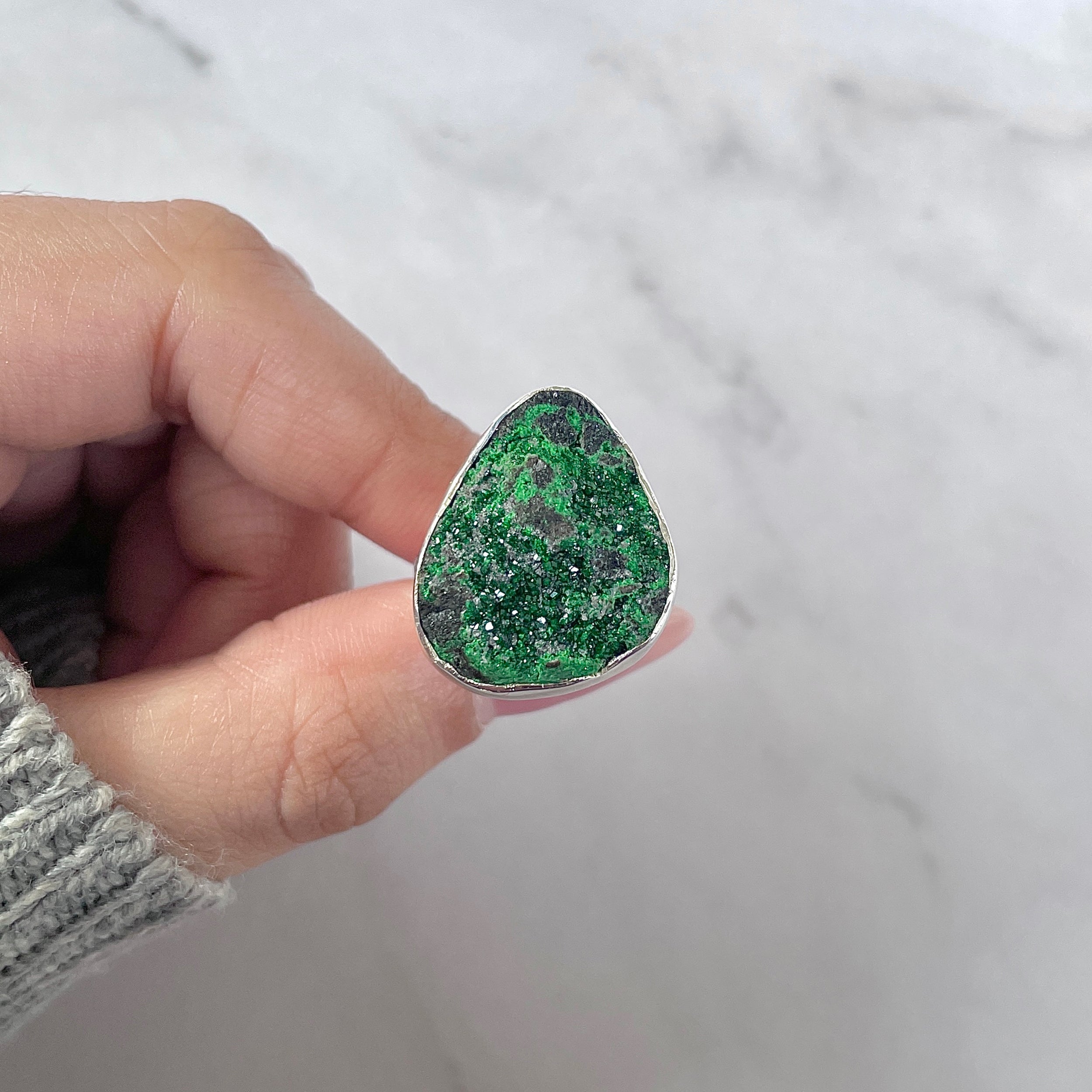 Uvarovite Adjustable Ring-(UVR-R-163.)