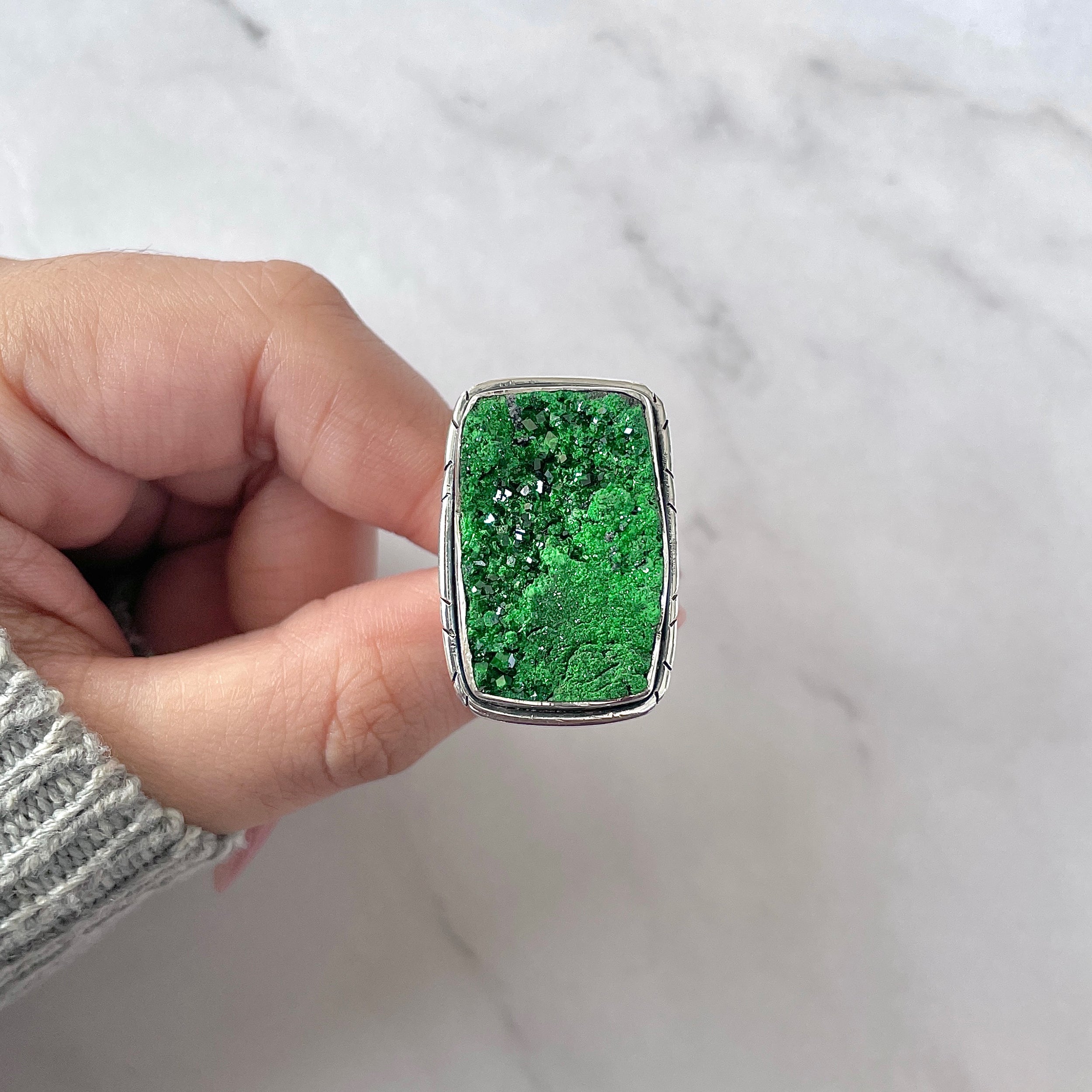Uvarovite Adjustable Ring-(UVR-R-170.)