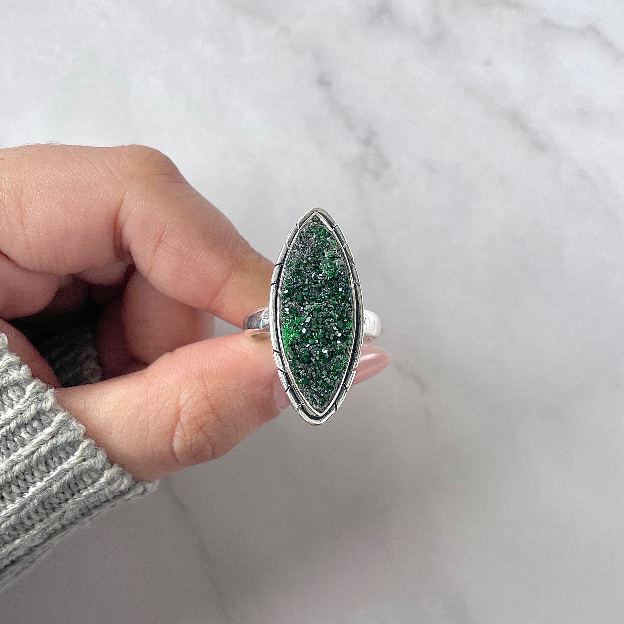 Uvarovite Ring Size 8-(UVR-R-176.)