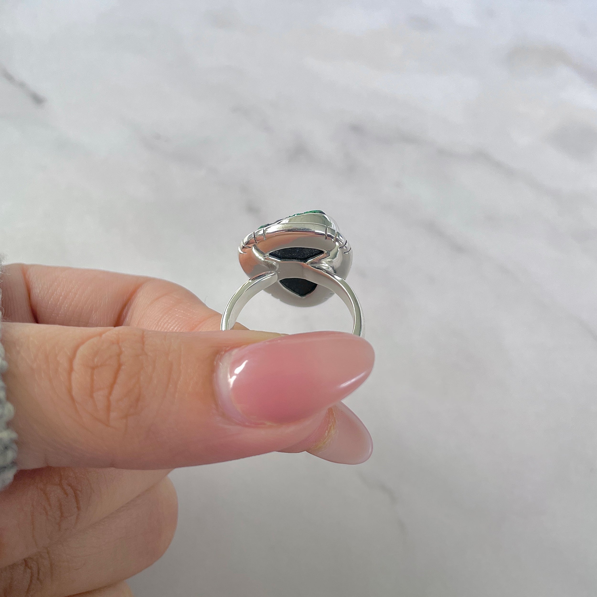 Uvarovite Adjustable Ring-(UVR-R-178.)