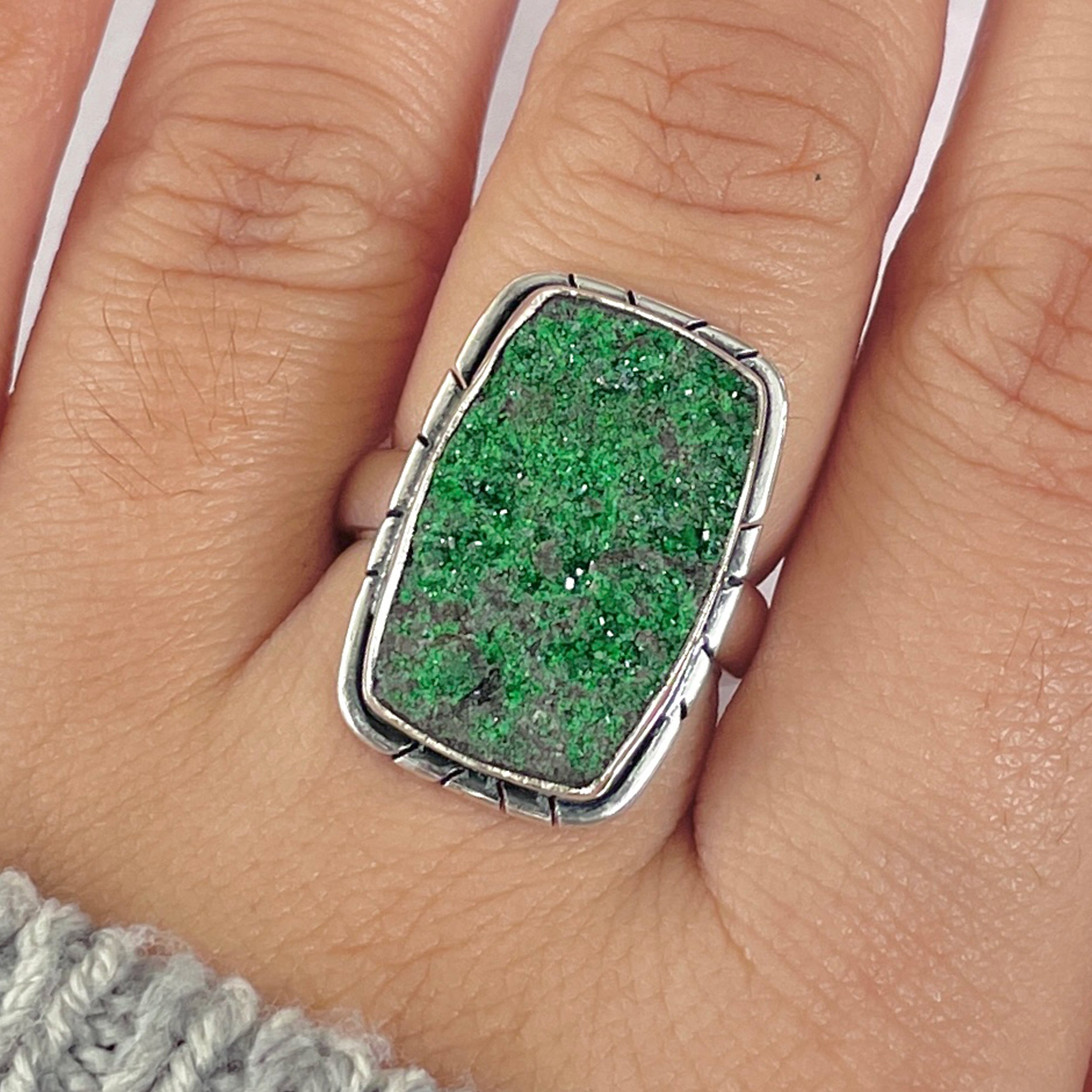 Uvarovite Ring-(UVR-R-180.)