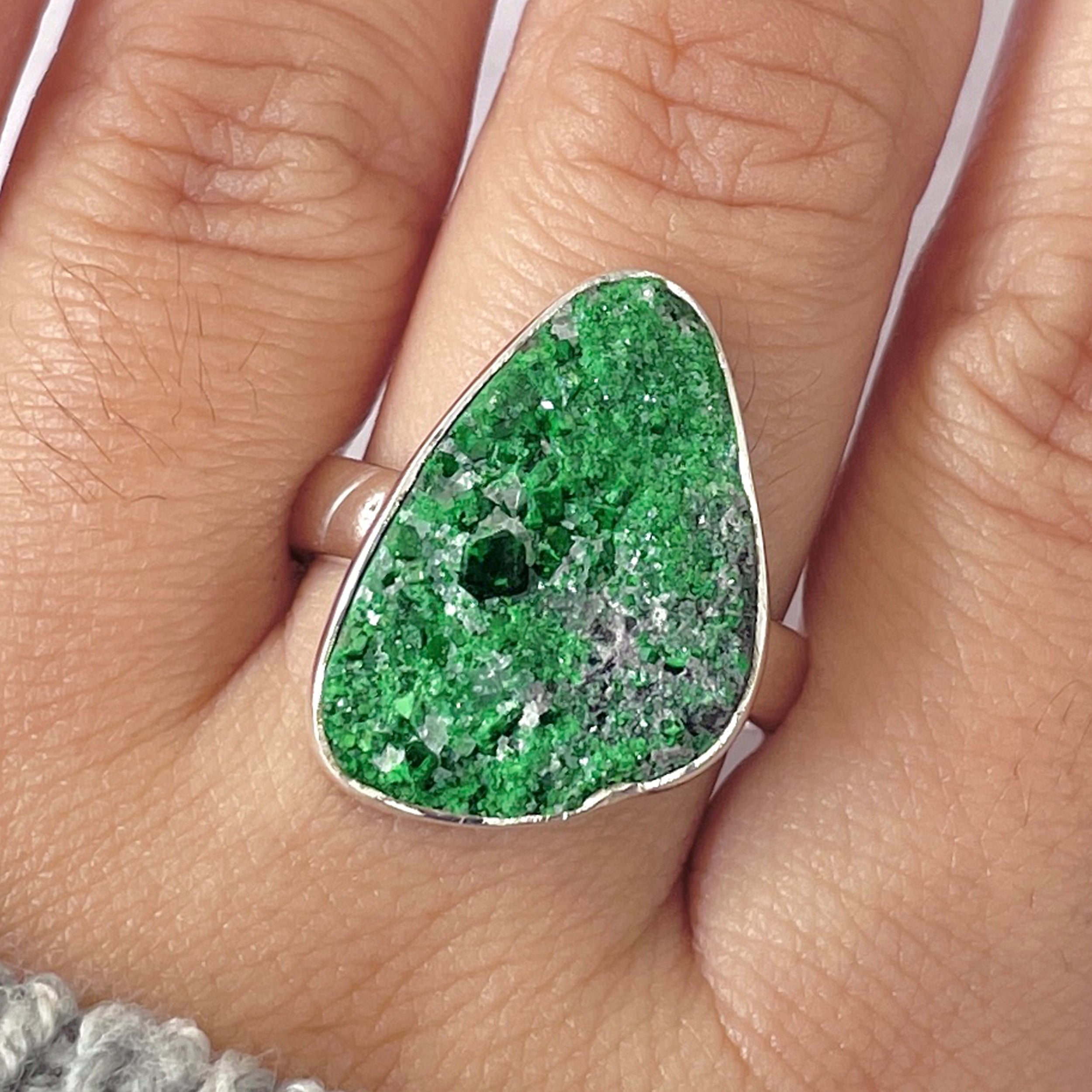 Uvarovite Ring-(UVR-R-181.)