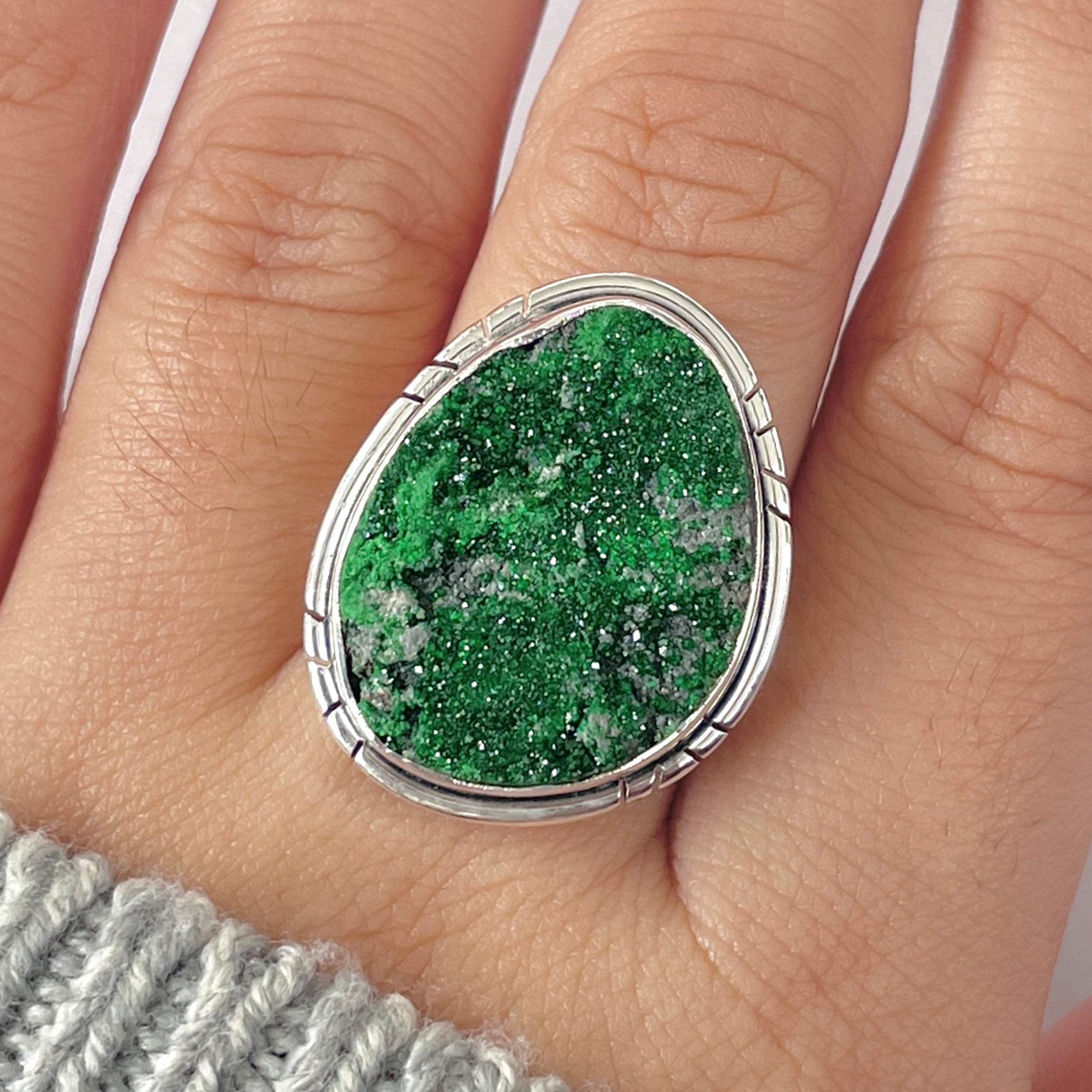Uvarovite Adjustable Ring-(UVR-R-184.)