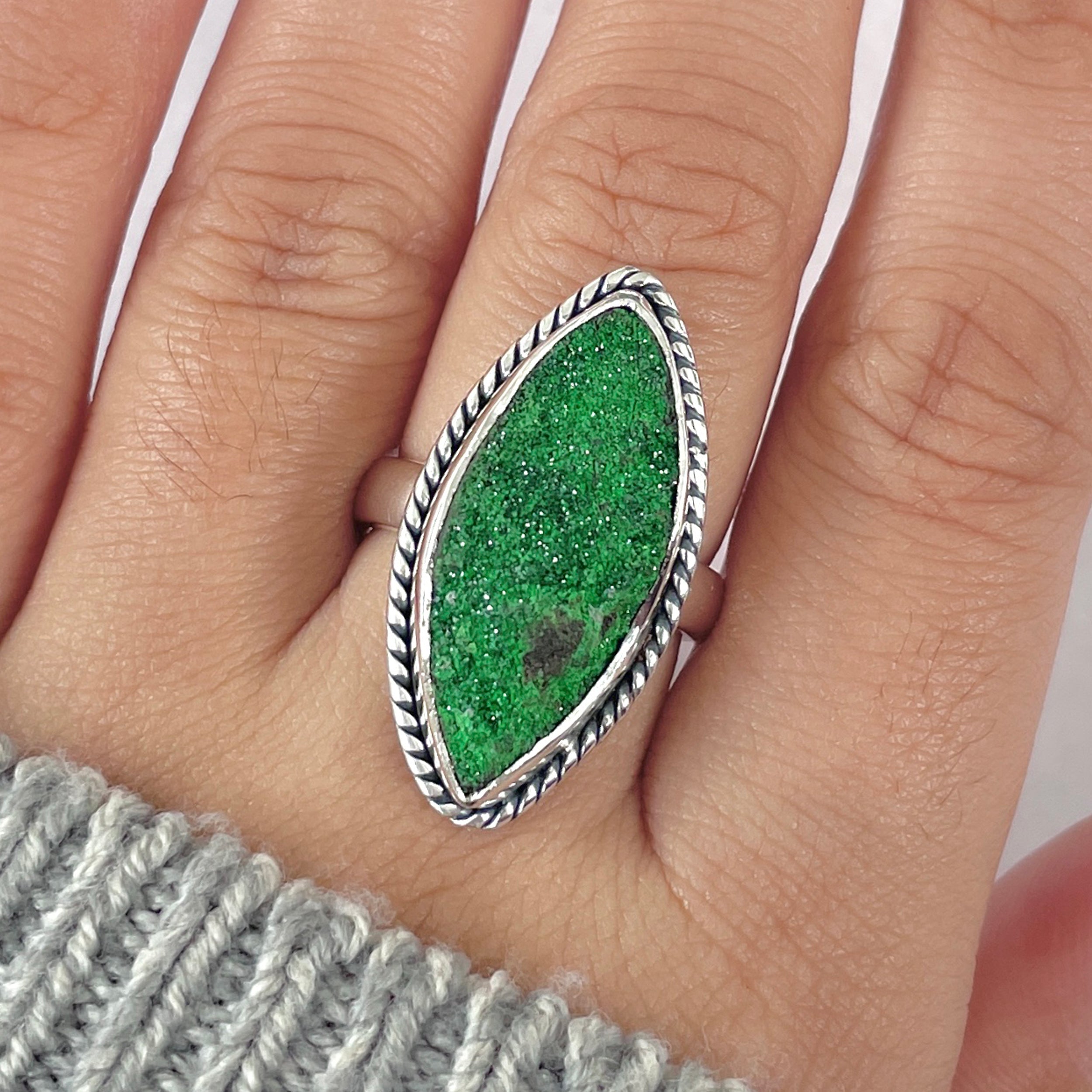 Uvarovite Ring-(UVR-R-187.)