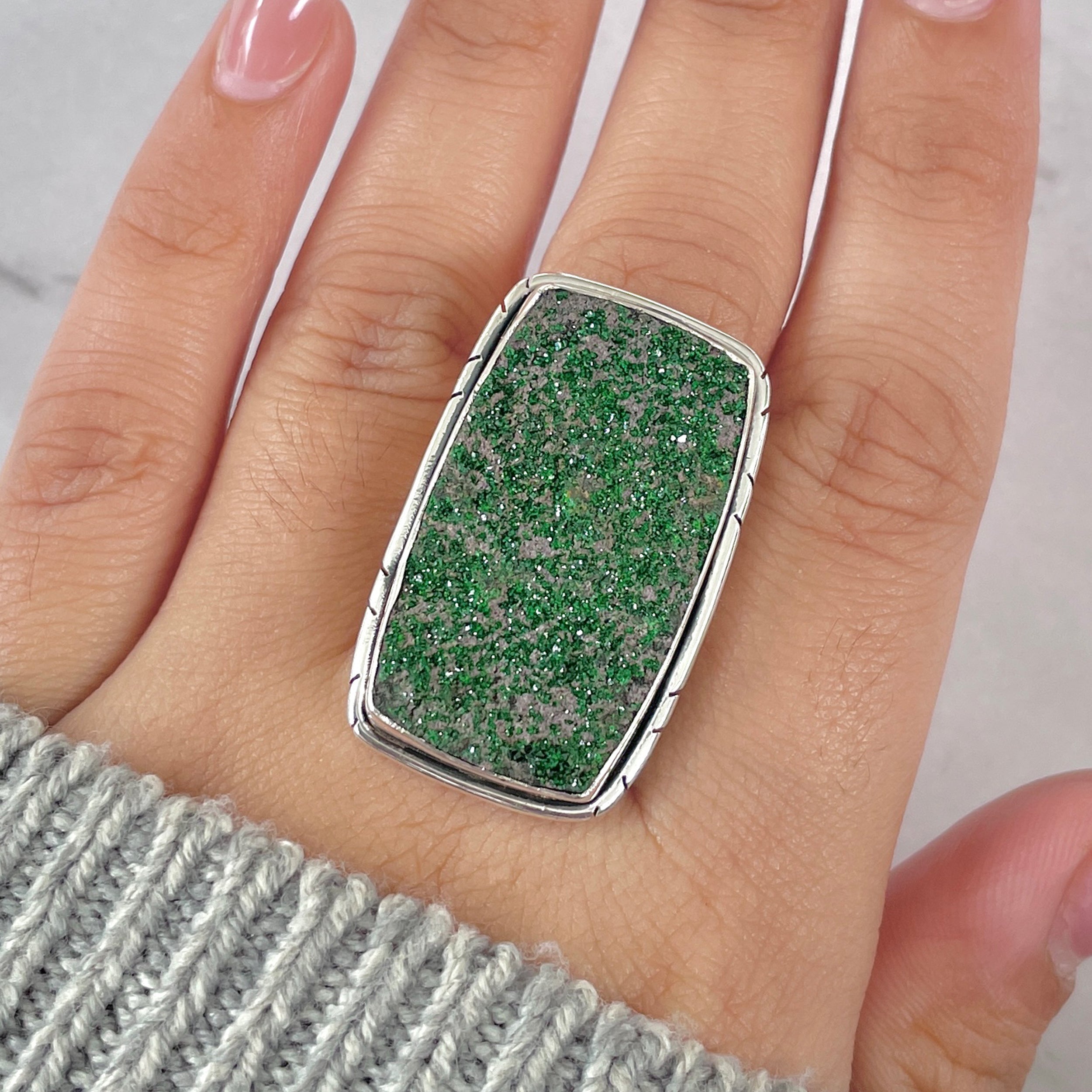 Uvarovite Adjustable Ring-(UVR-R-192.)