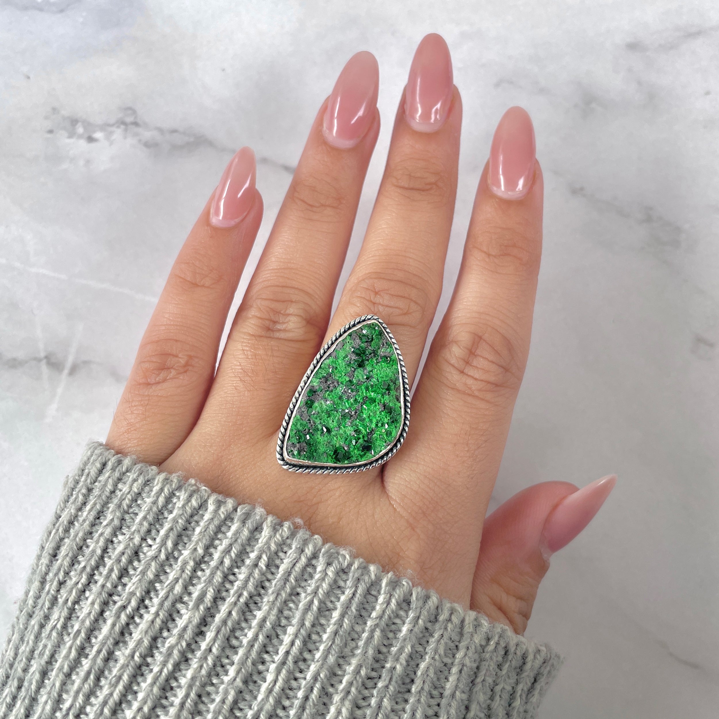 Uvarovite Adjustable Ring-(UVR-R-195.)