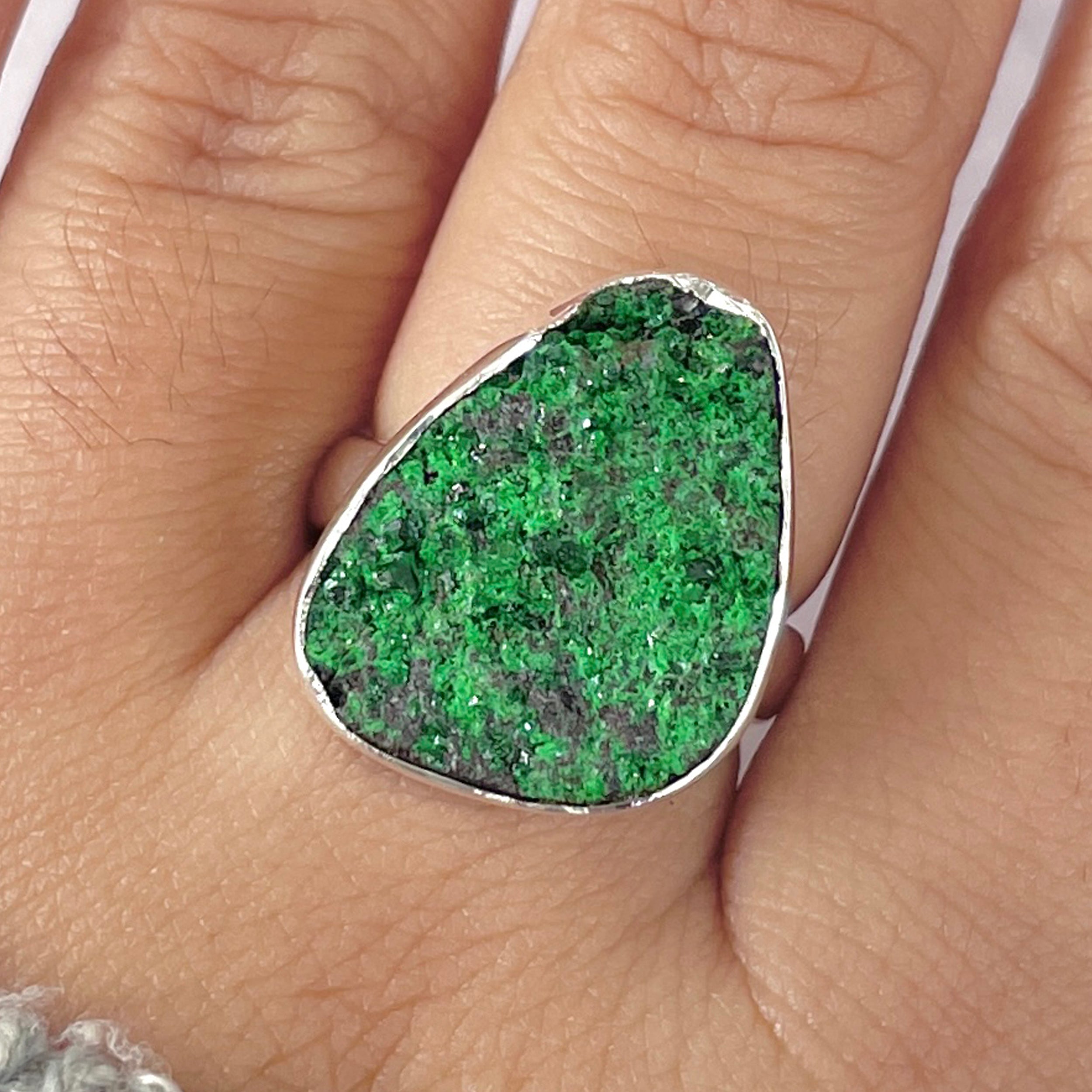 Uvarovite Ring-(UVR-R-196.)