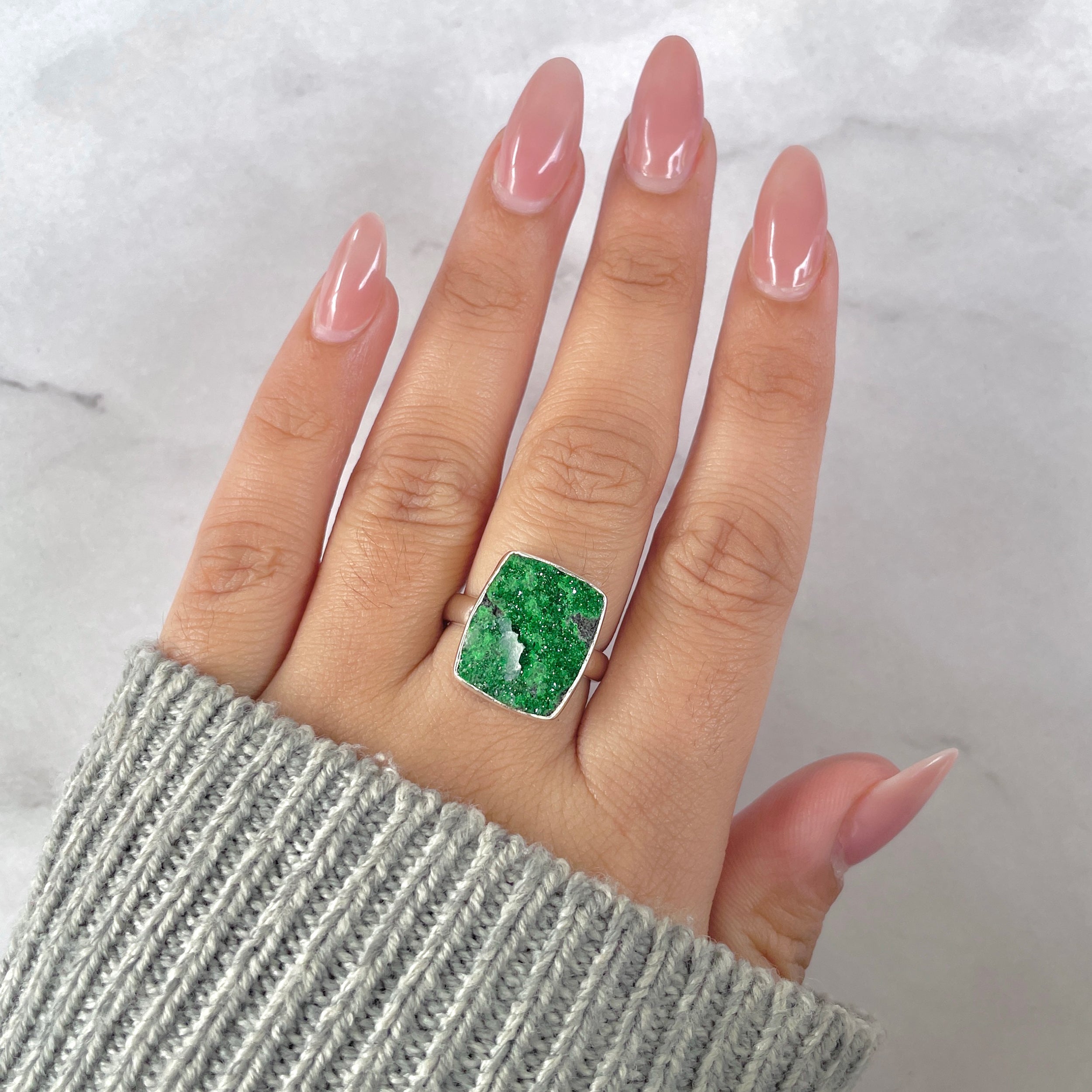 Uvarovite Ring-(UVR-R-198.)