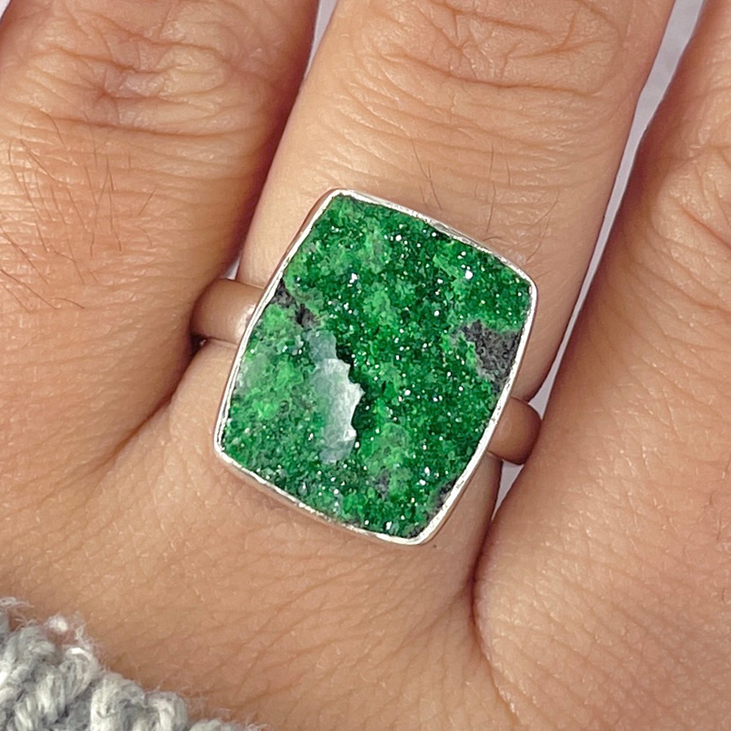 Uvarovite Ring-(UVR-R-198.)