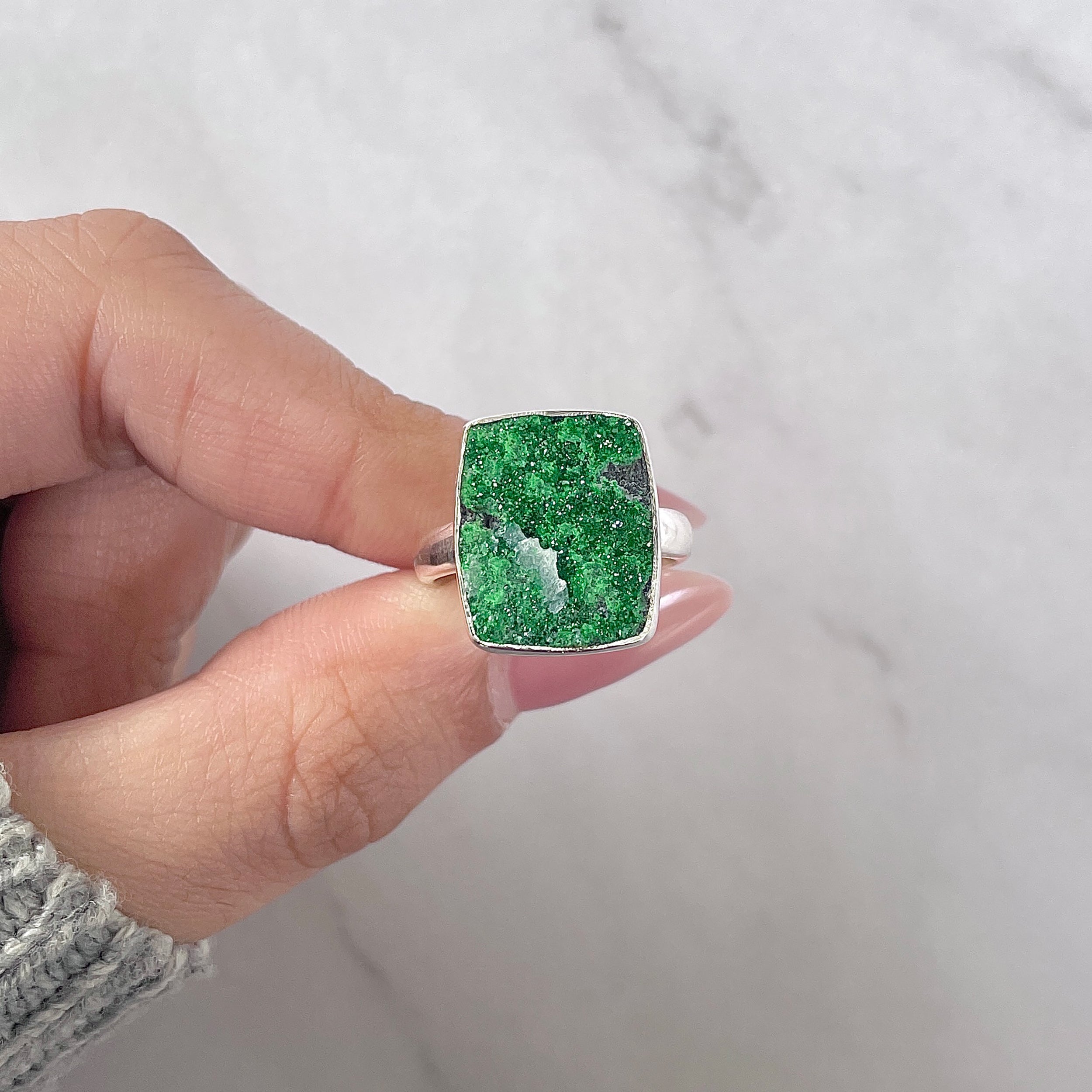 Uvarovite Ring-(UVR-R-198.)