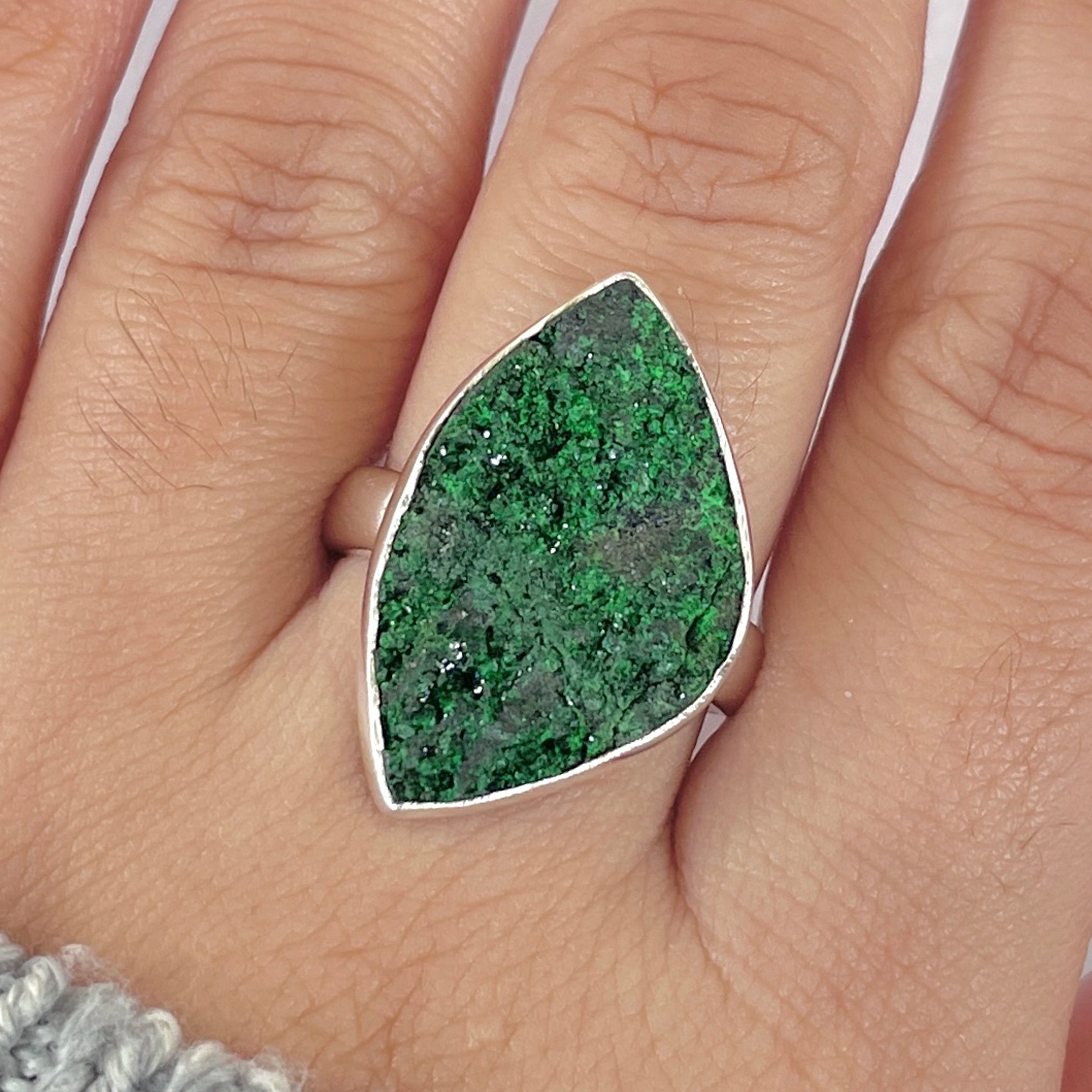 Uvarovite Ring-(UVR-R-209.)