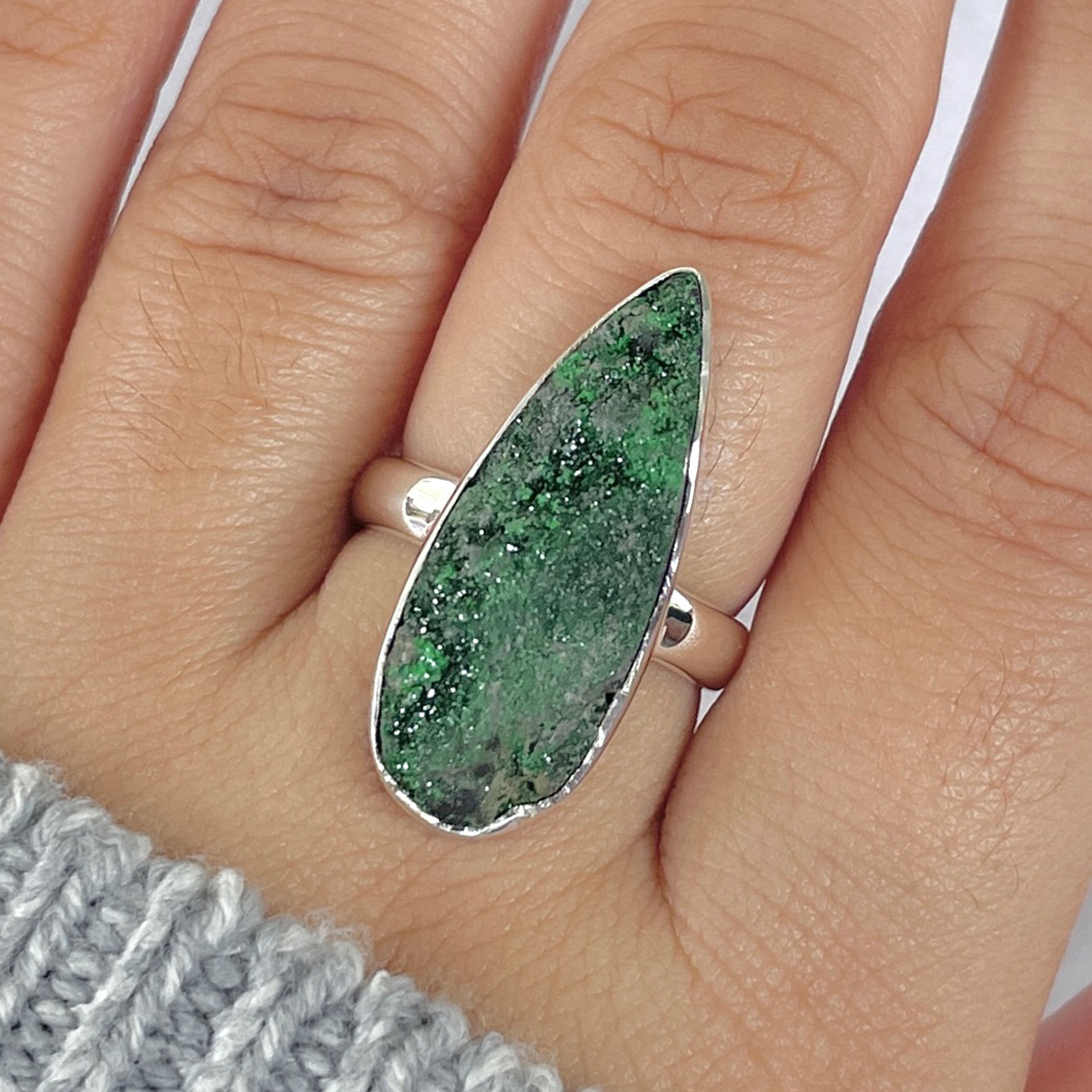 Uvarovite Ring-(UVR-R-82.)