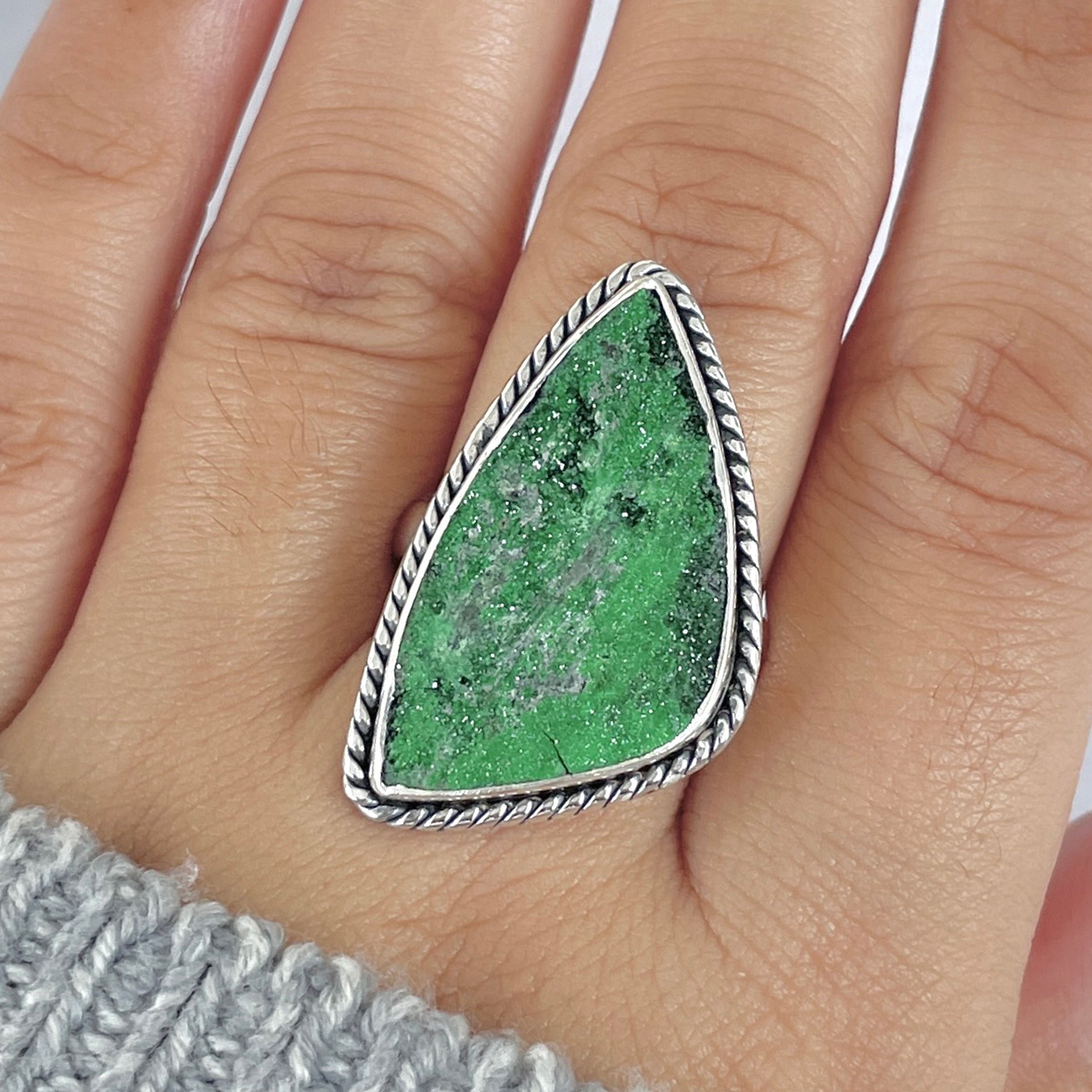 Uvarovite Adjustable Ring-(UVR-R-83.)