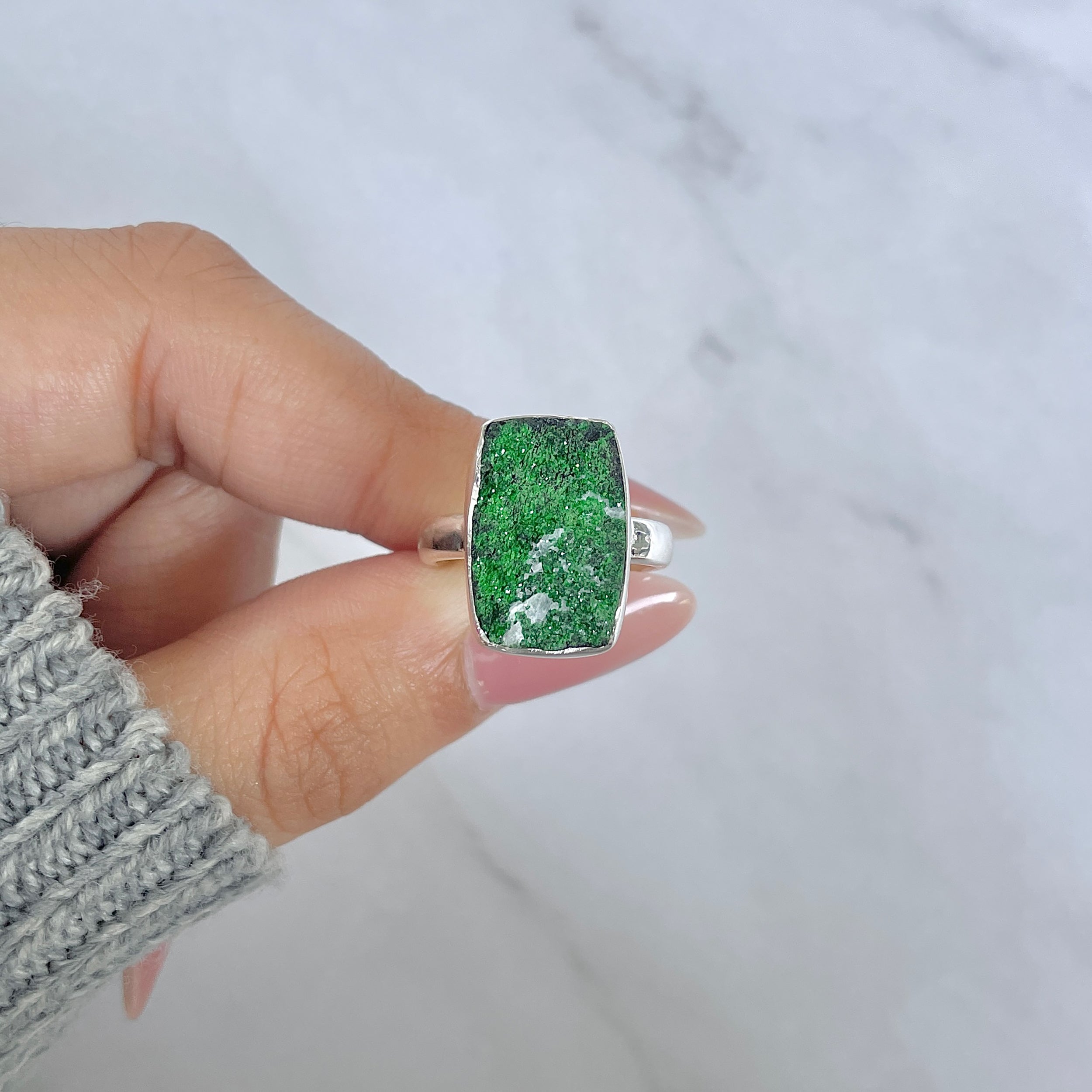 Uvarovite Ring-(UVR-R-93.)