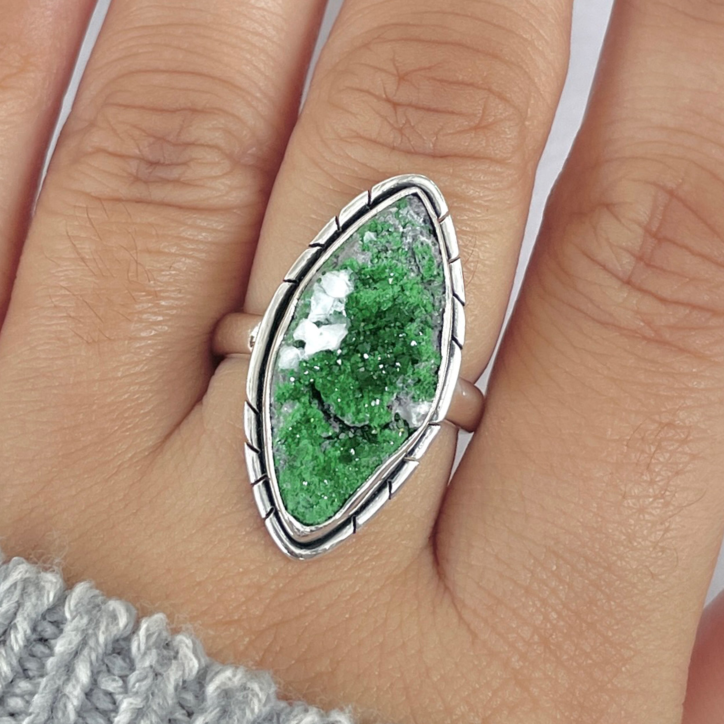 Uvarovite Ring-(UVR-R-97.)