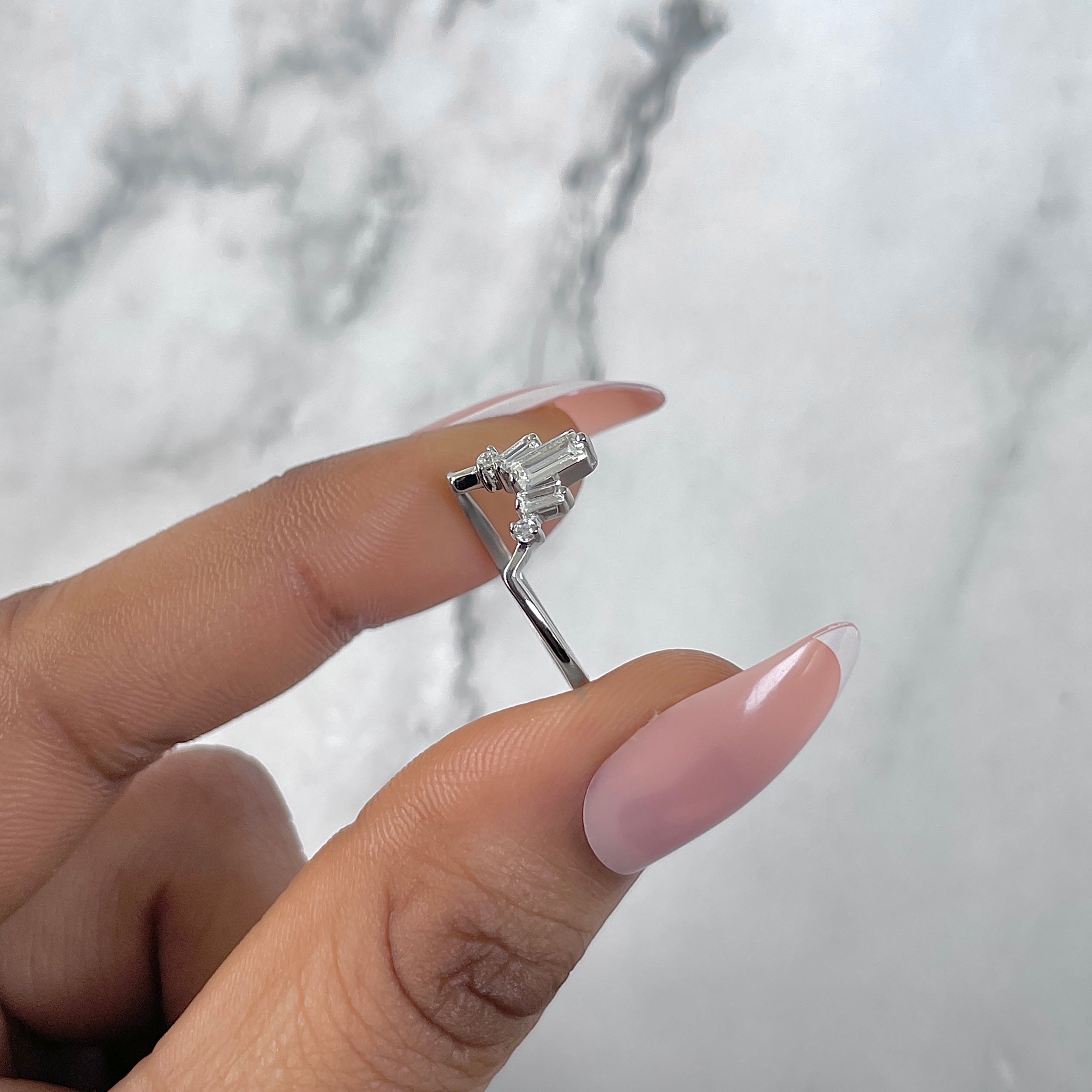 White Topaz Ring-(WTZ-RR-407.)